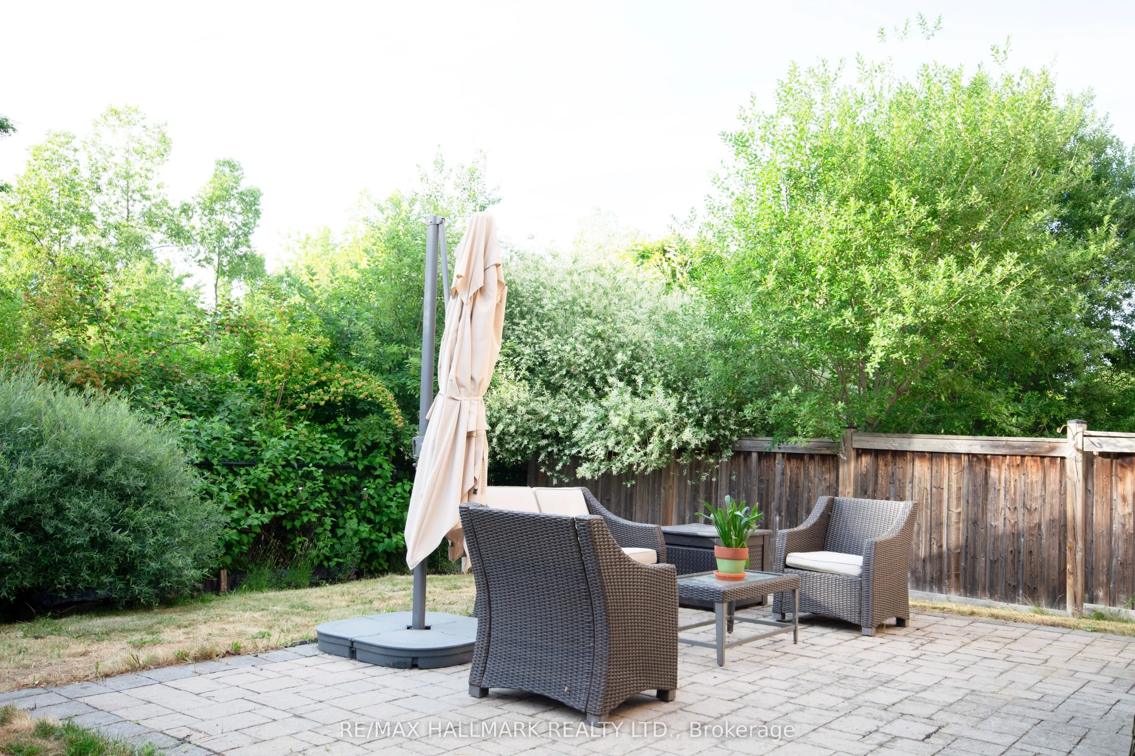 128 Wolf Creek Crescent