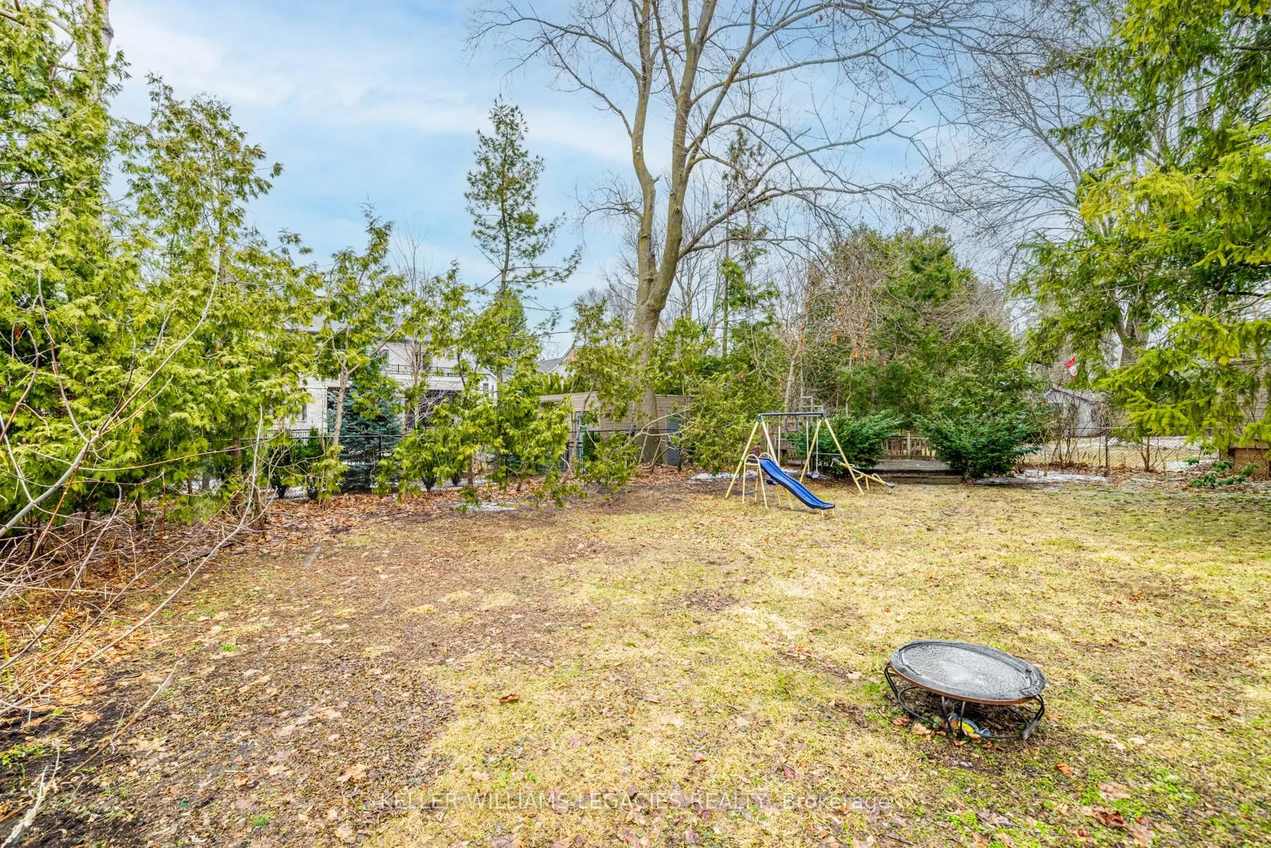 10 Hawthorne Lane