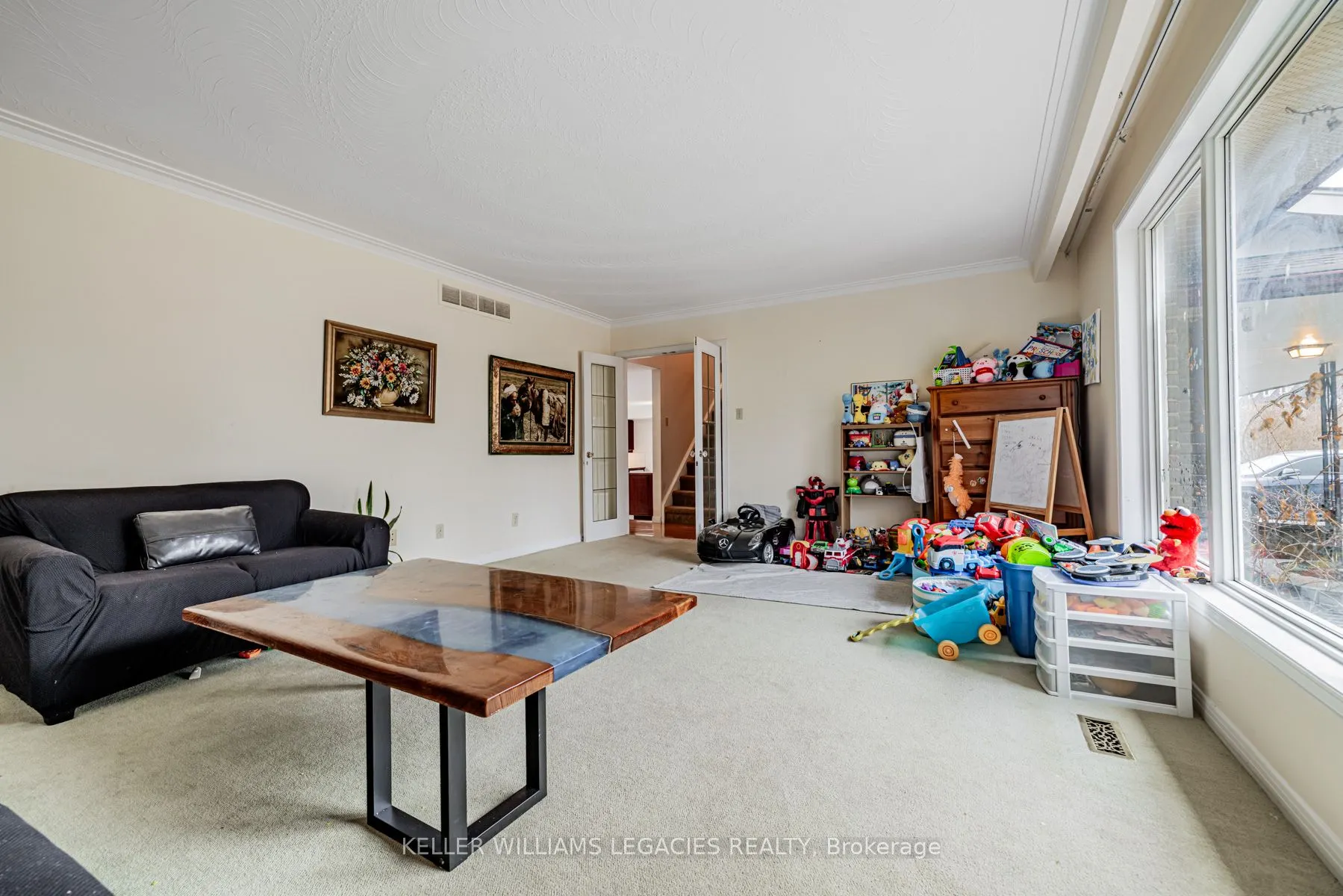 10 Hawthorne Lane