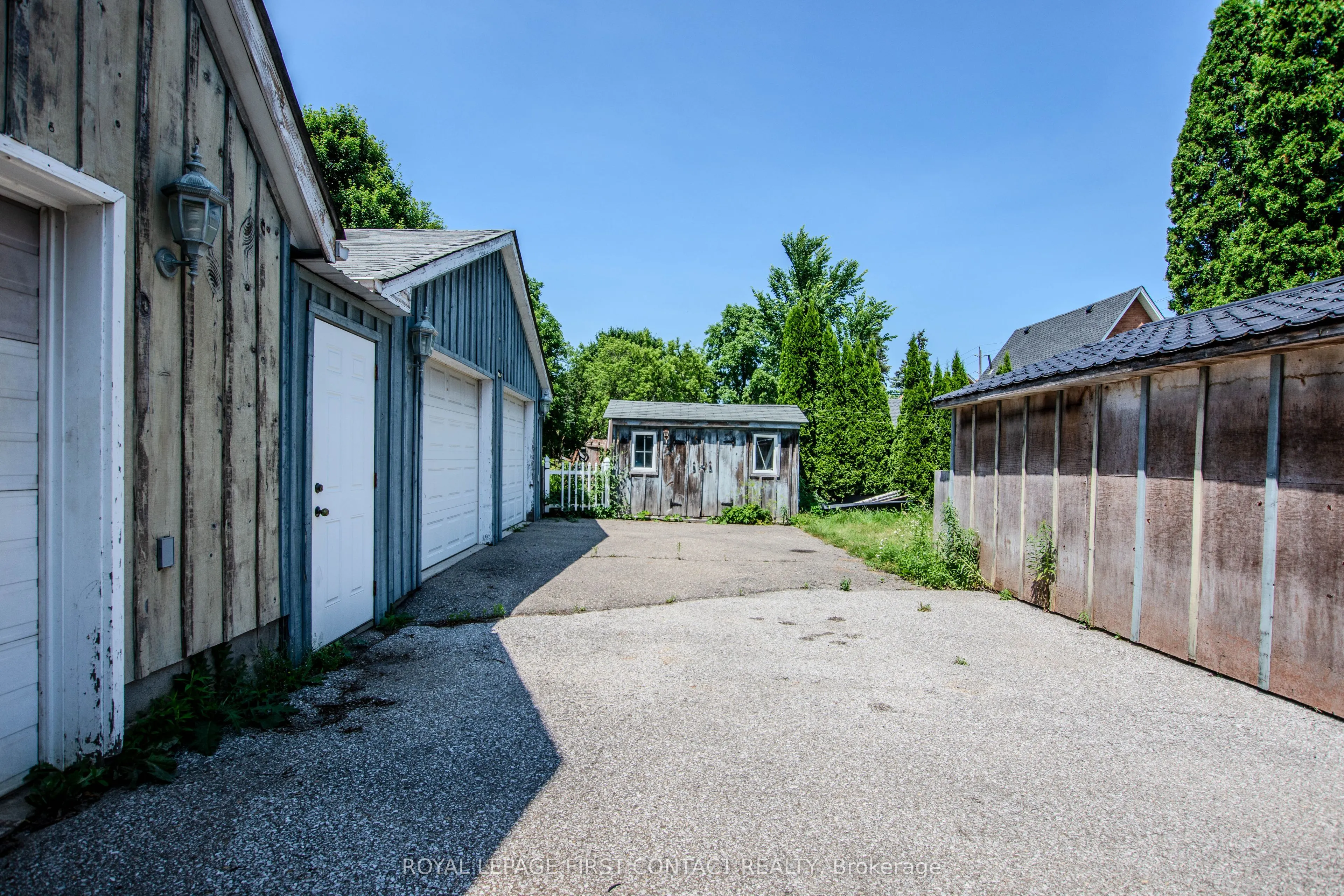 220 Barrie Street