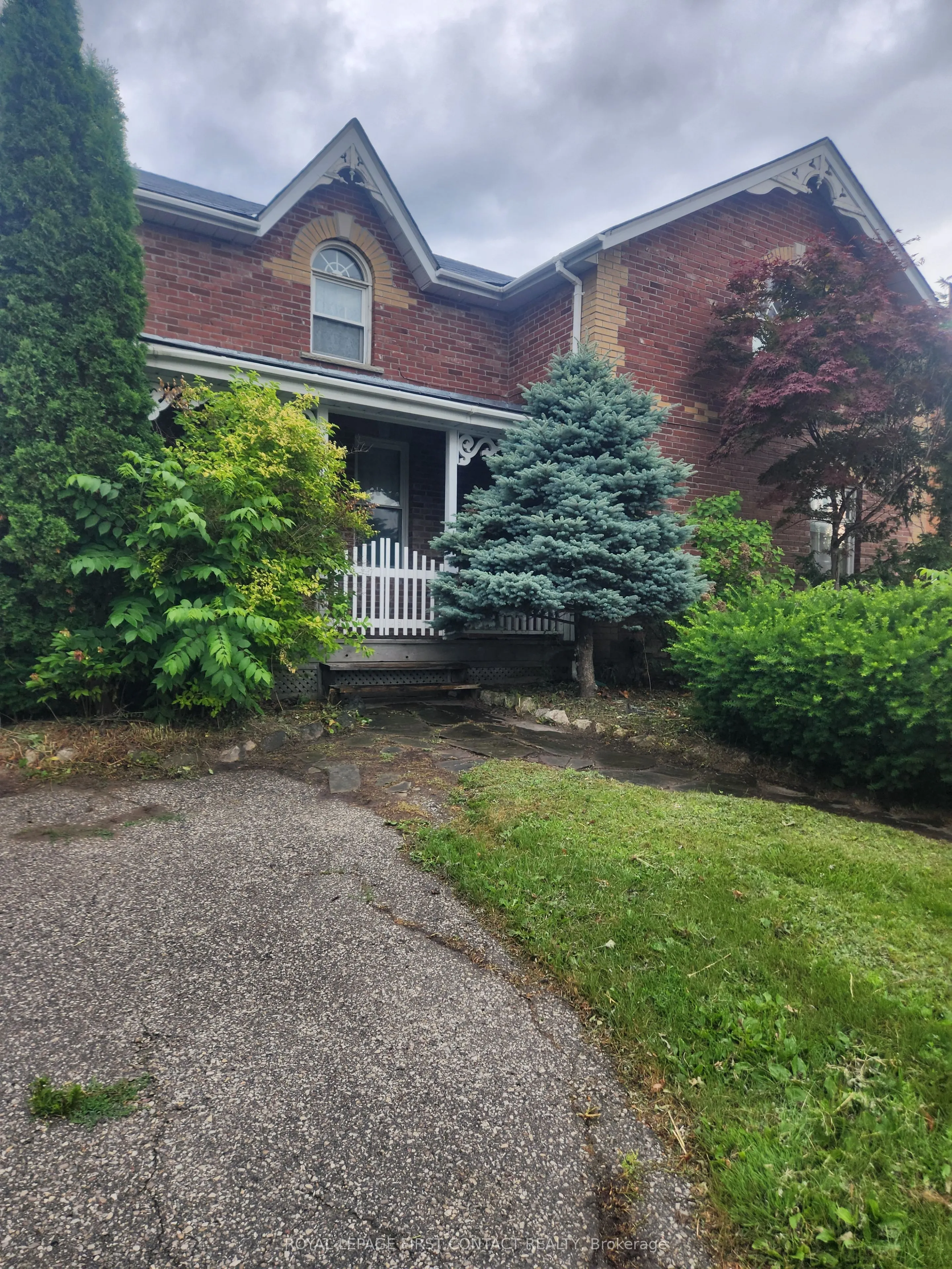 220 Barrie Street