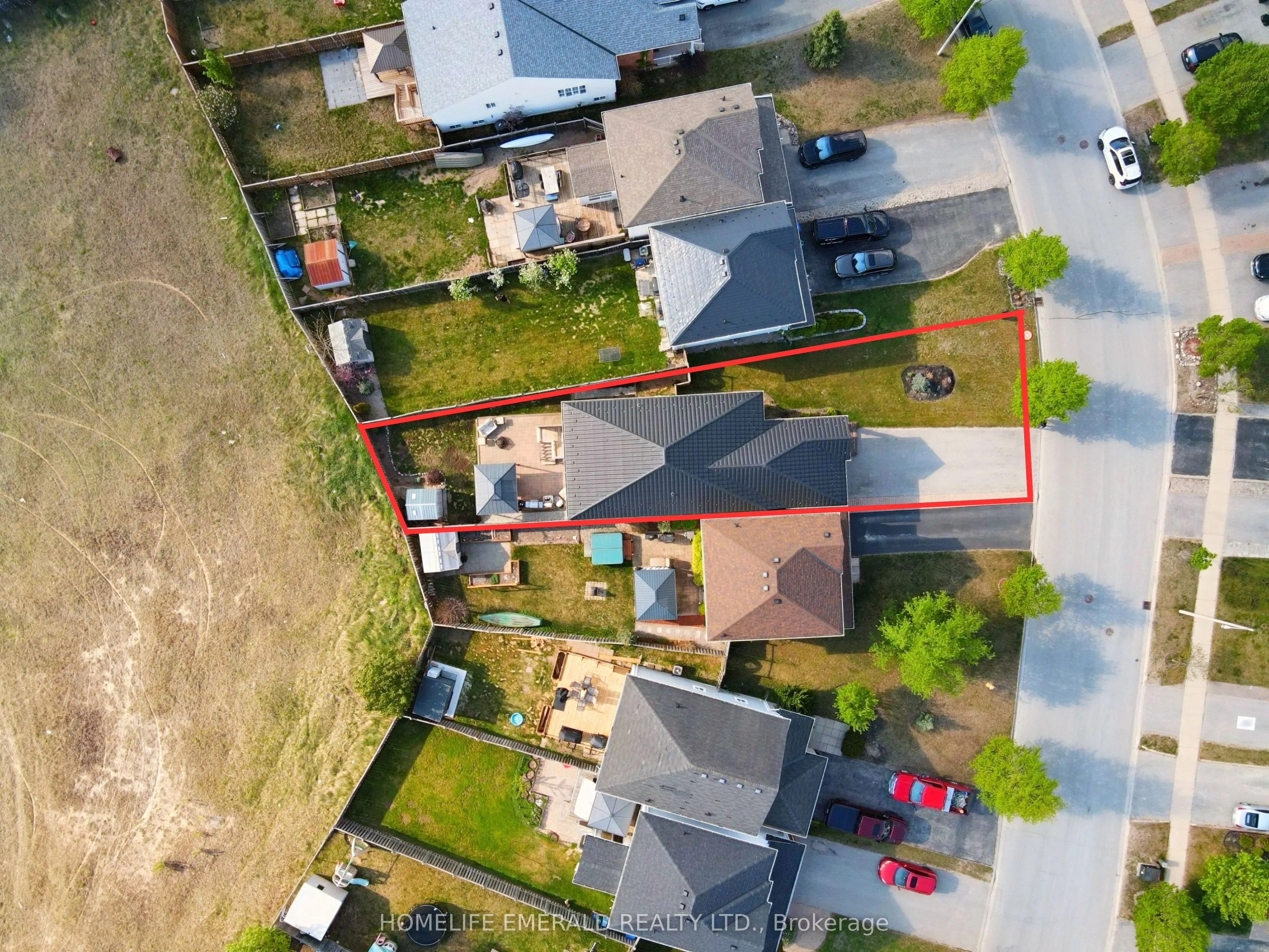 144 MAPLEWOOD Drive