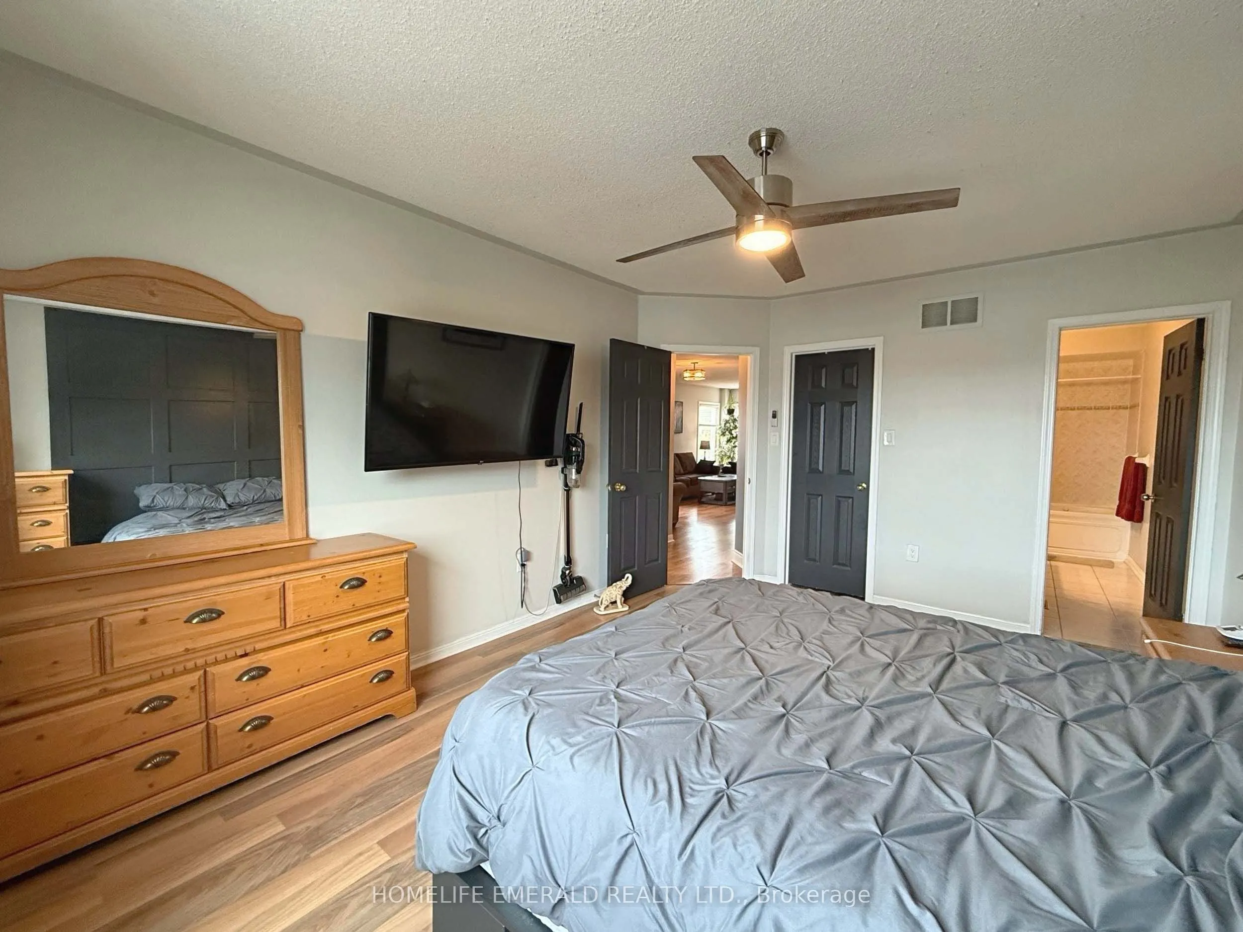 144 MAPLEWOOD Drive