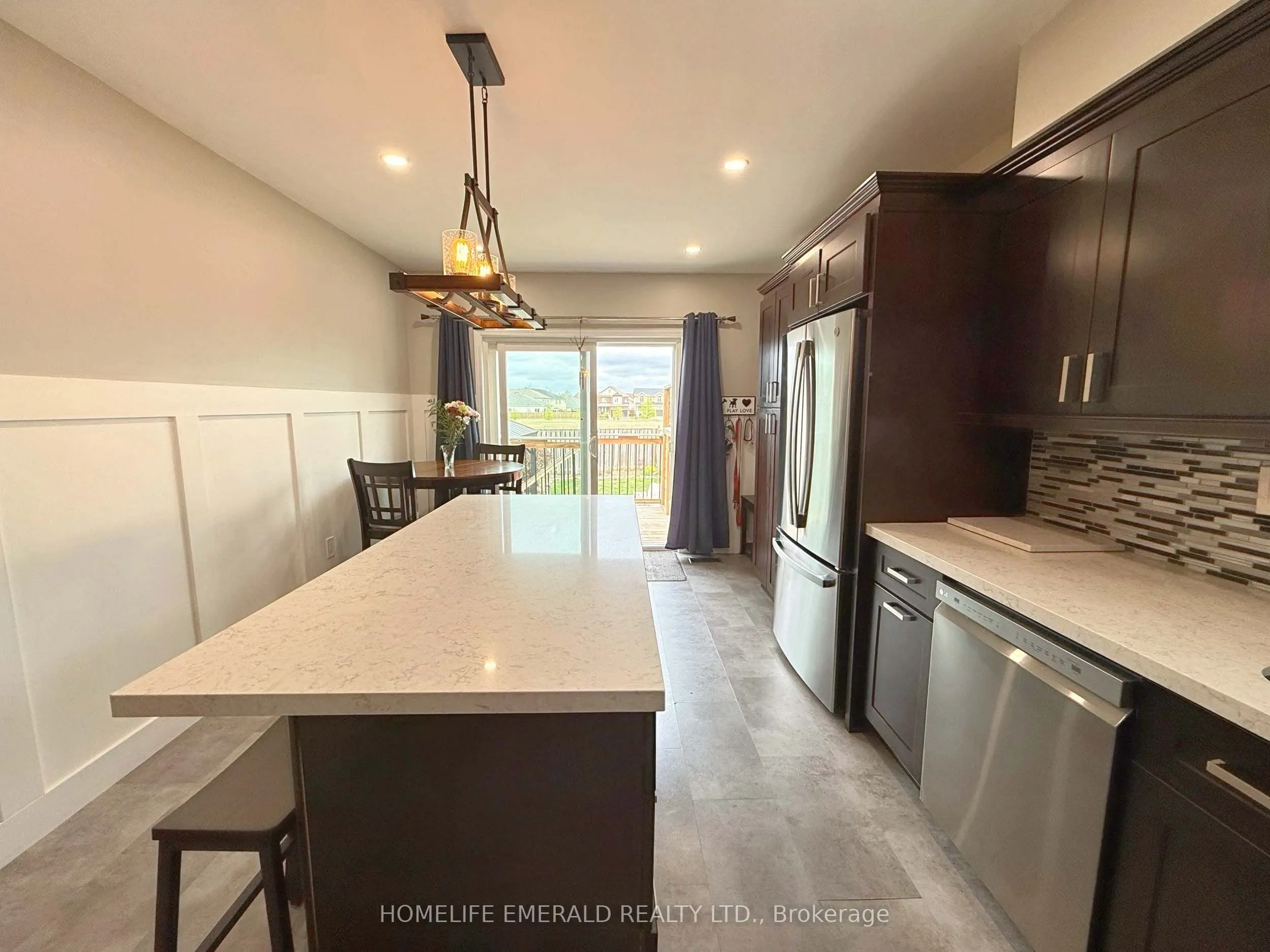 144 MAPLEWOOD Drive