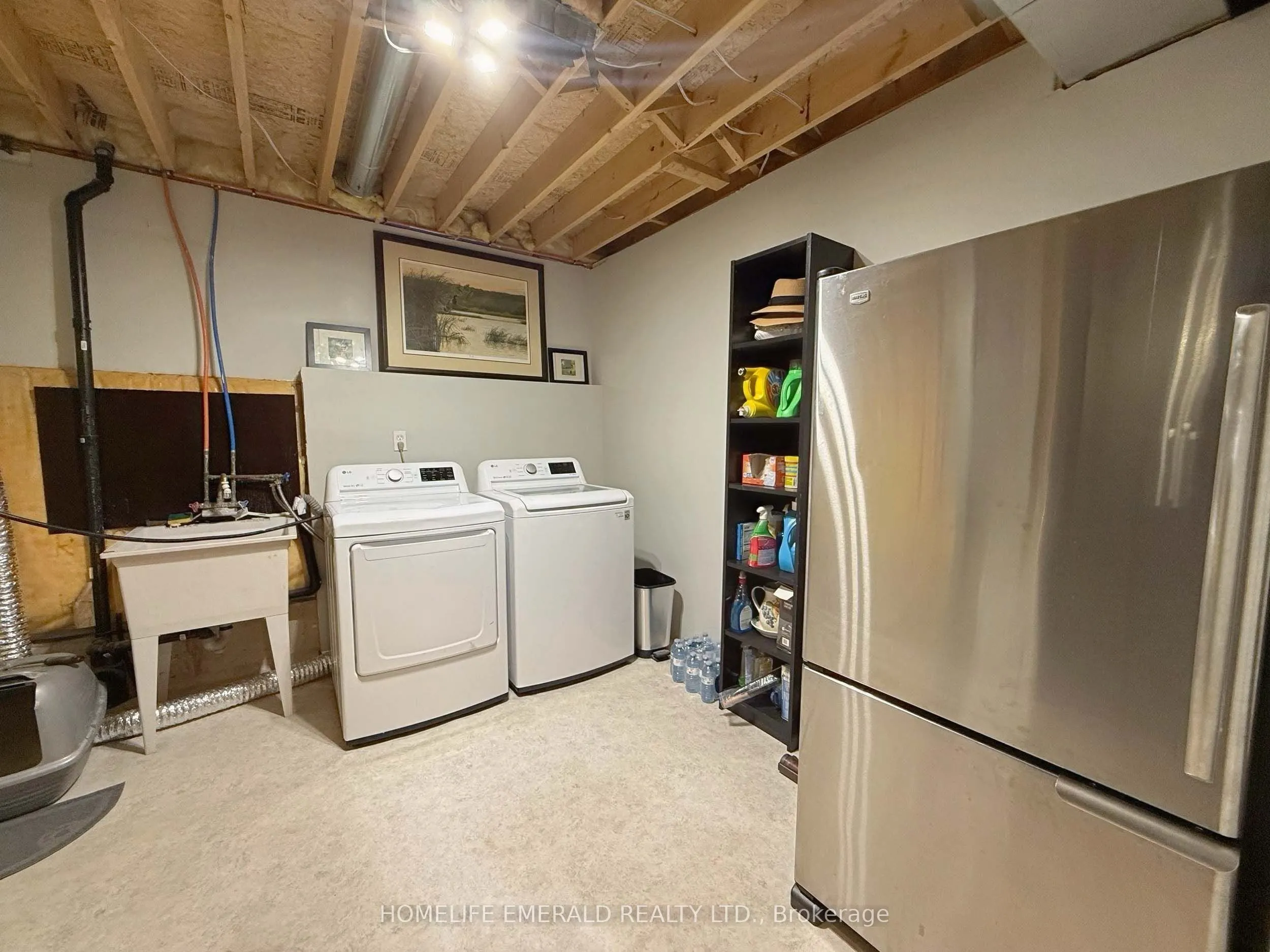 144 MAPLEWOOD Drive