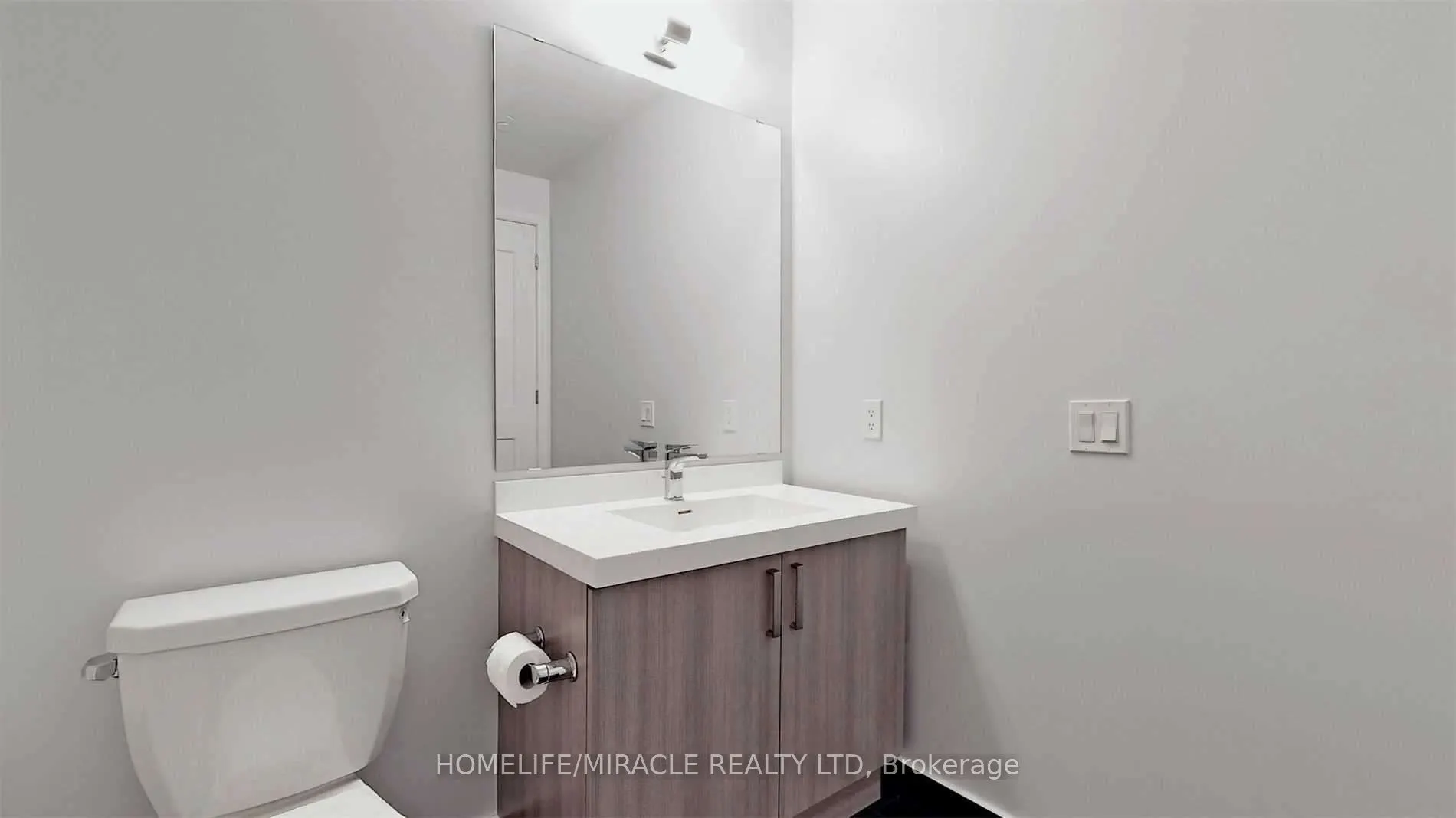 7895 Jane Street #2914