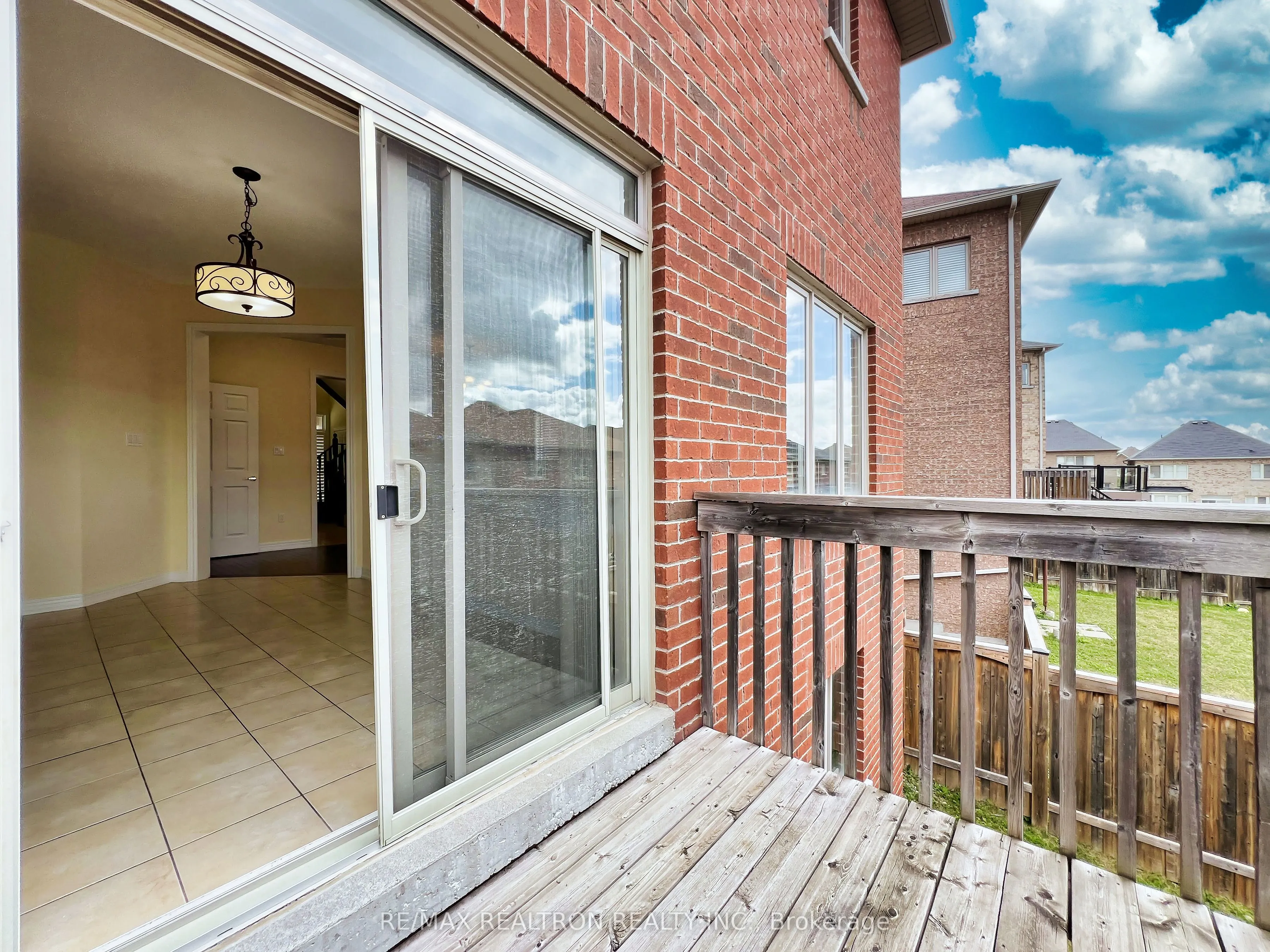 19 Cecil Crescent