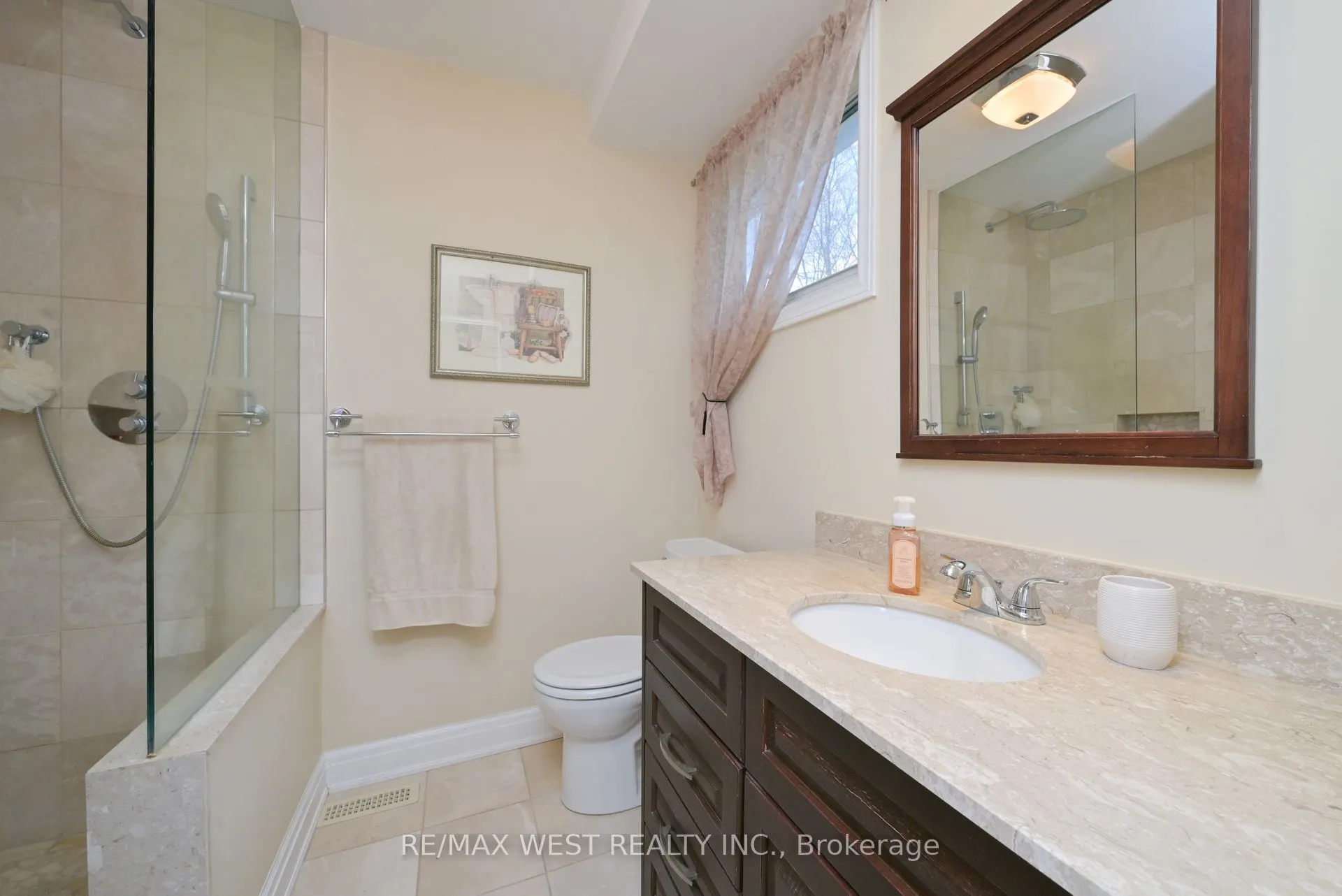 24 Cedarwood Crescent