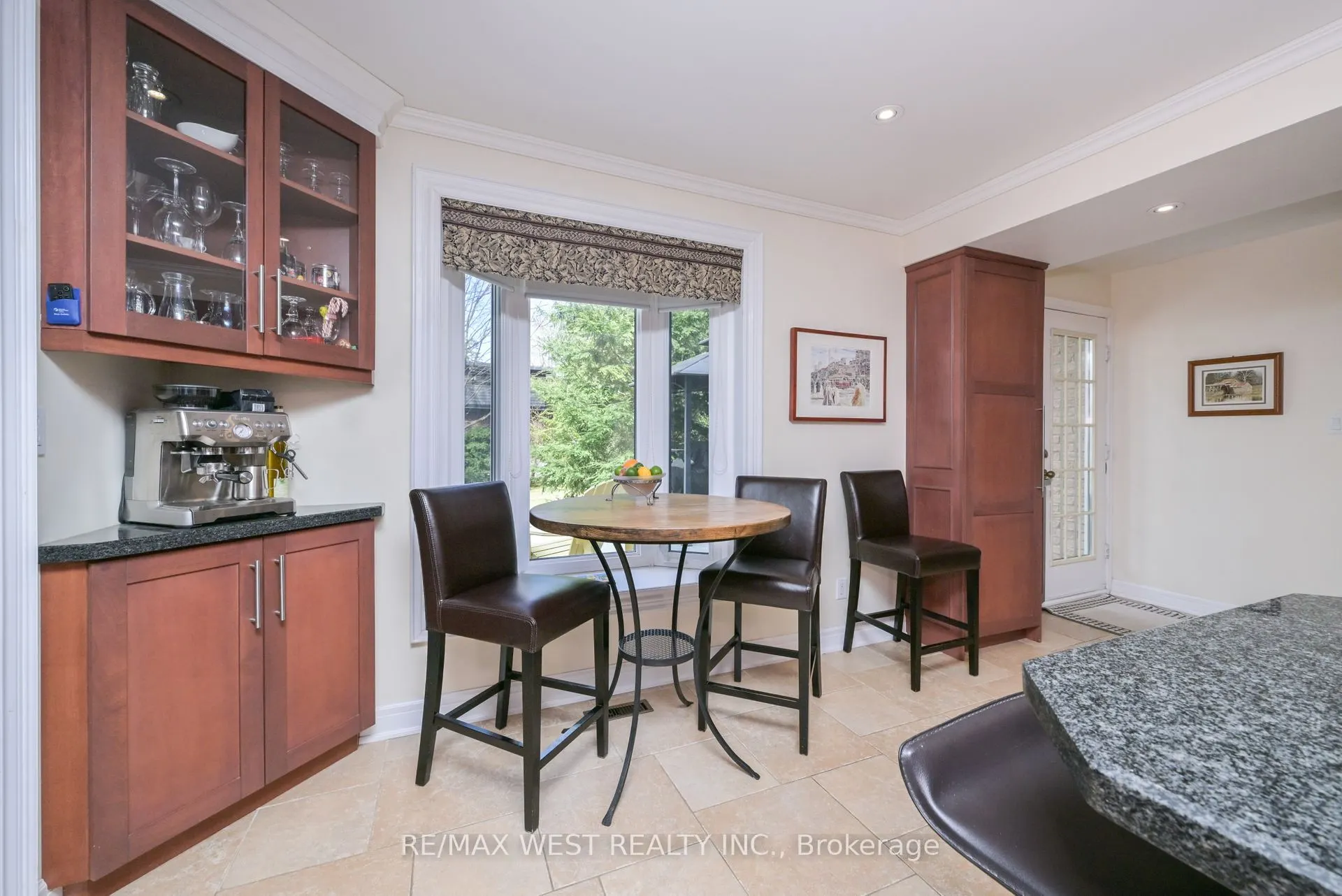 24 Cedarwood Crescent