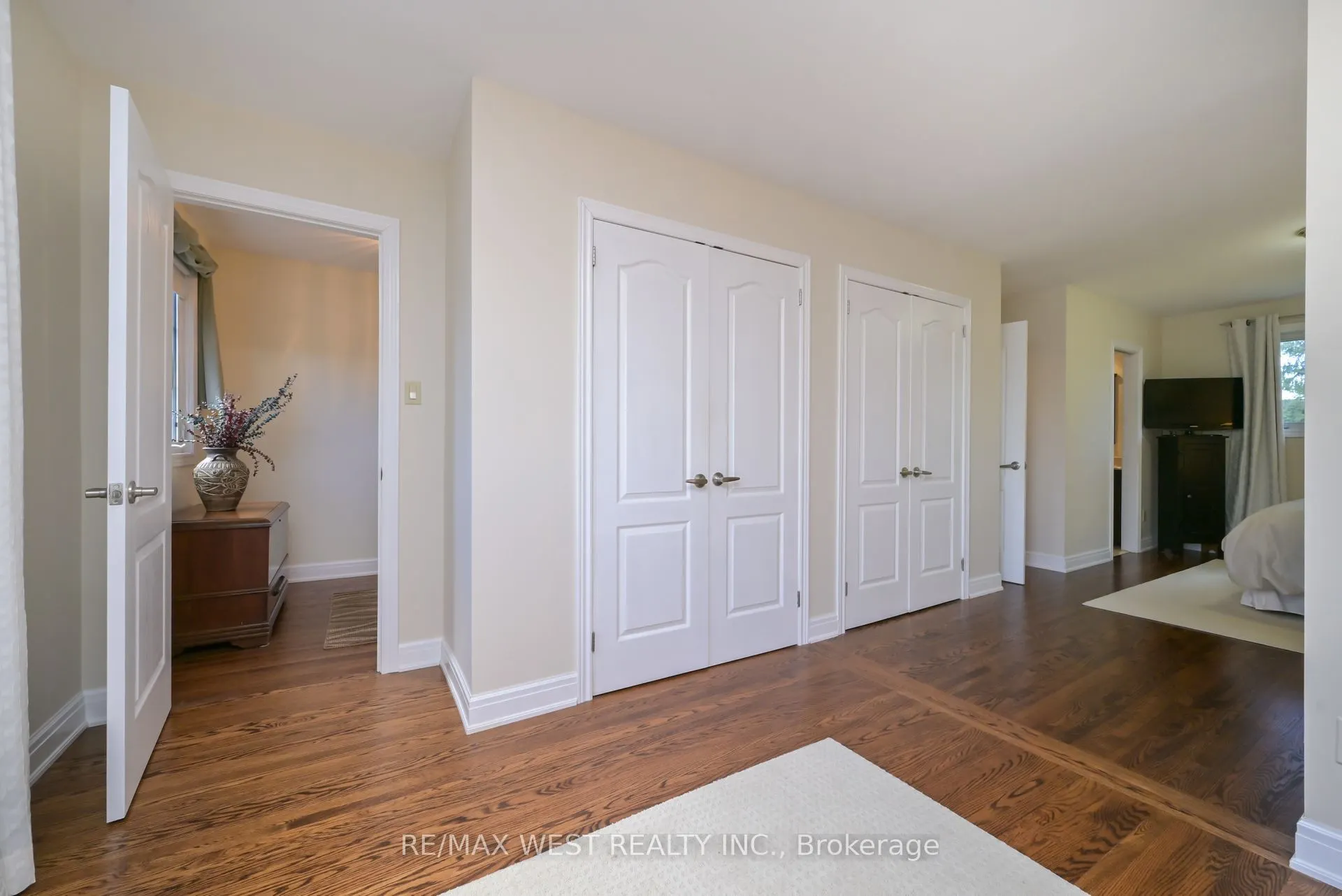 24 Cedarwood Crescent