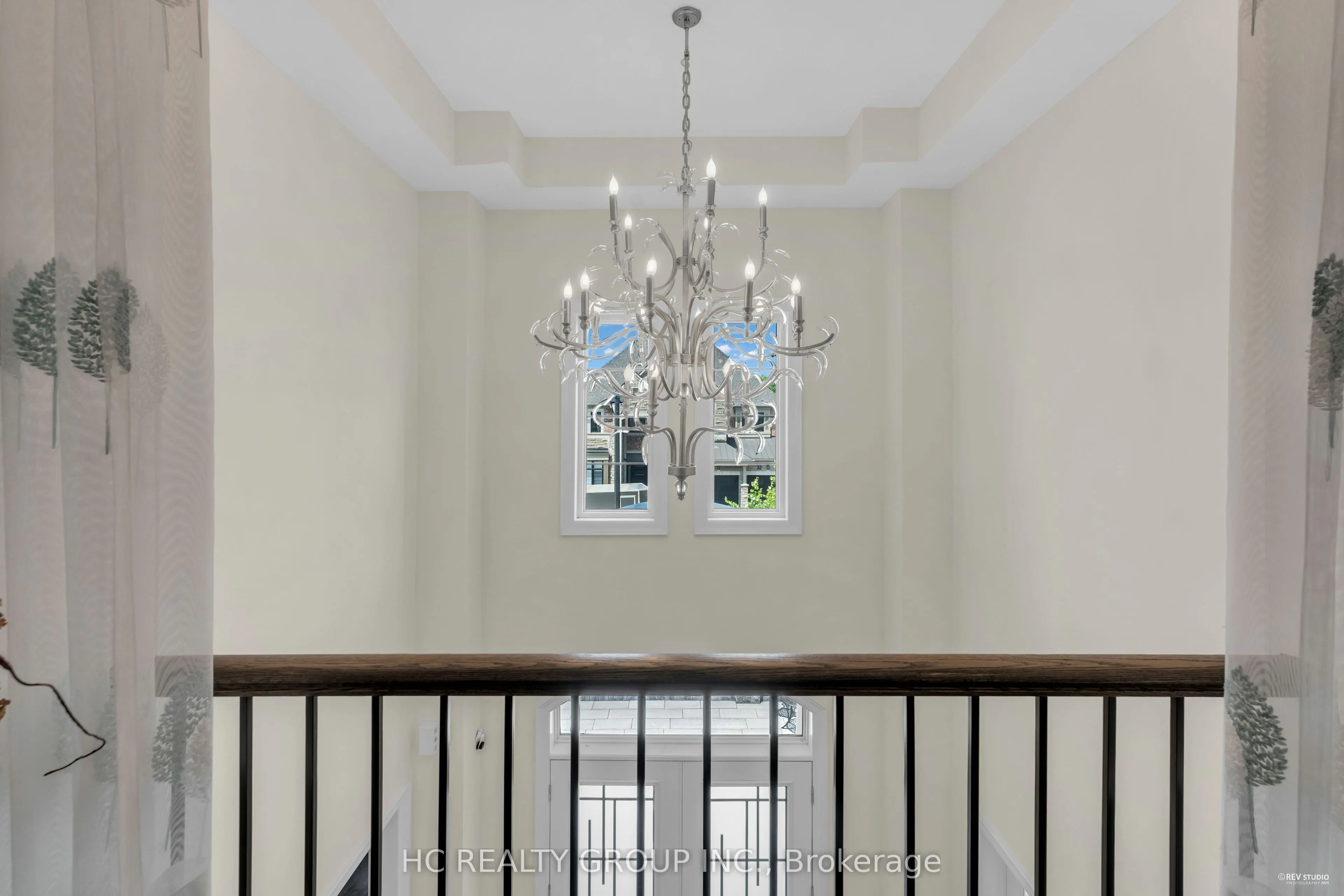 27 Sir Henry Court