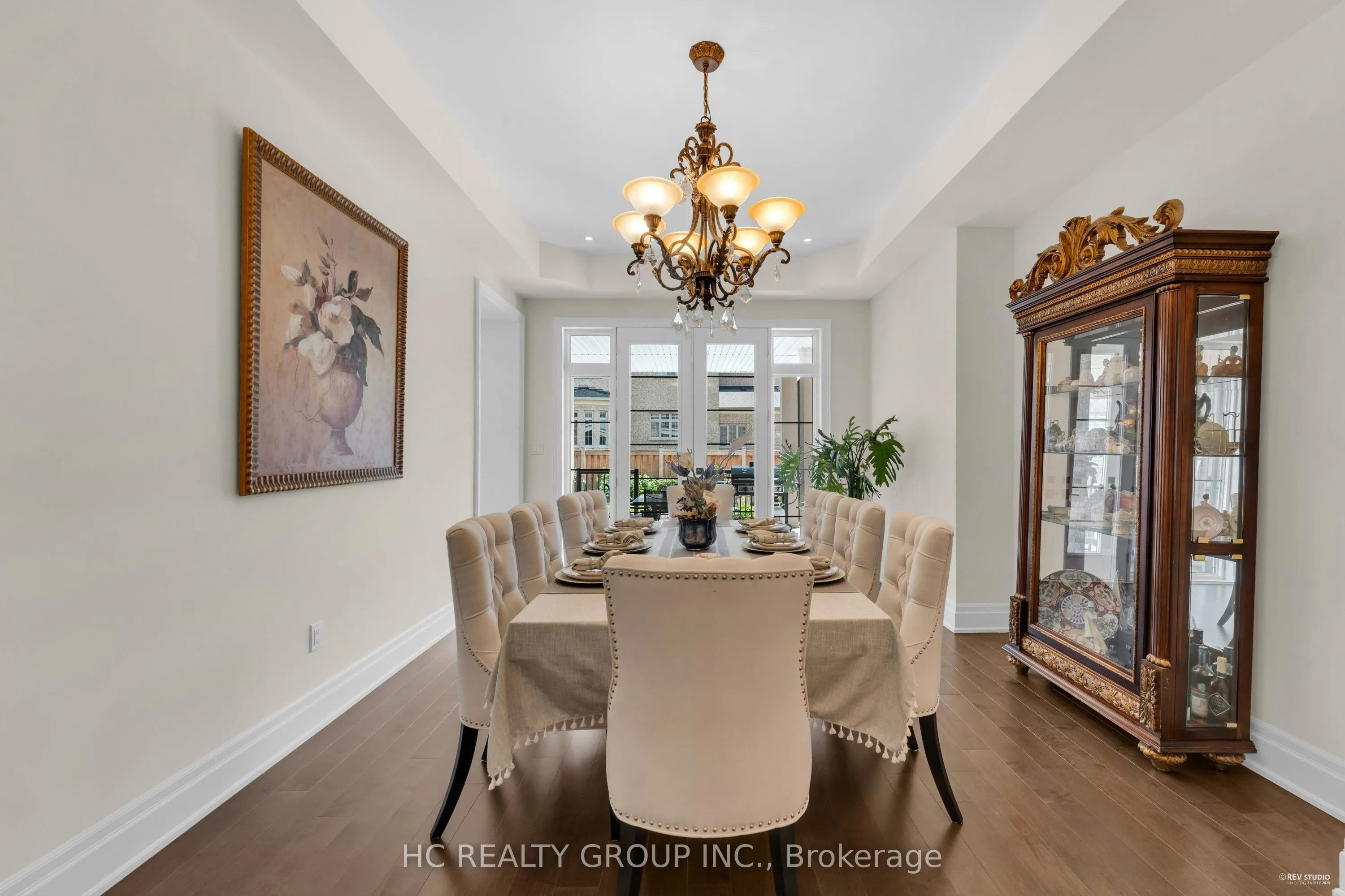 27 Sir Henry Court
