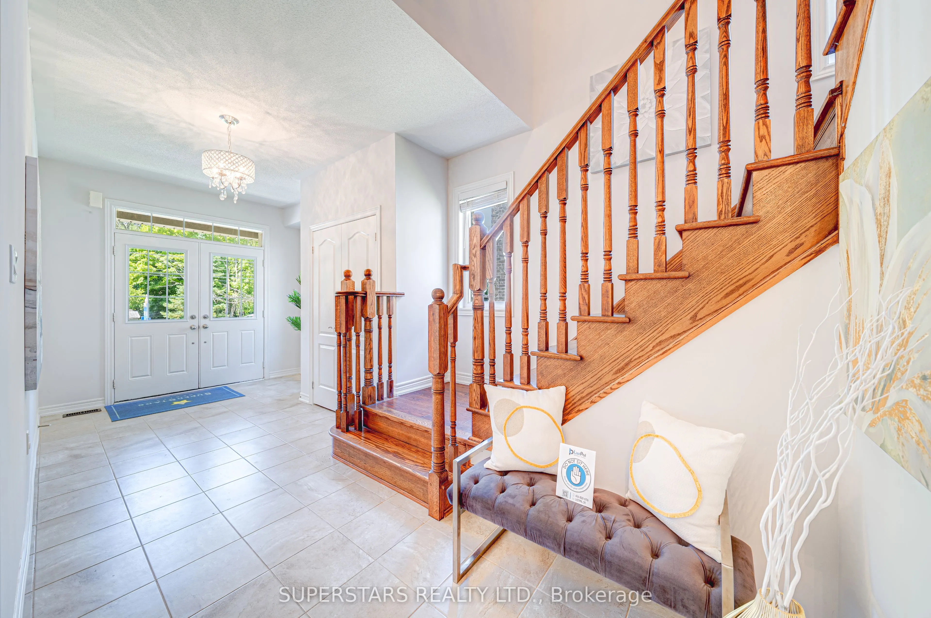 163 Pleasant Boulevard