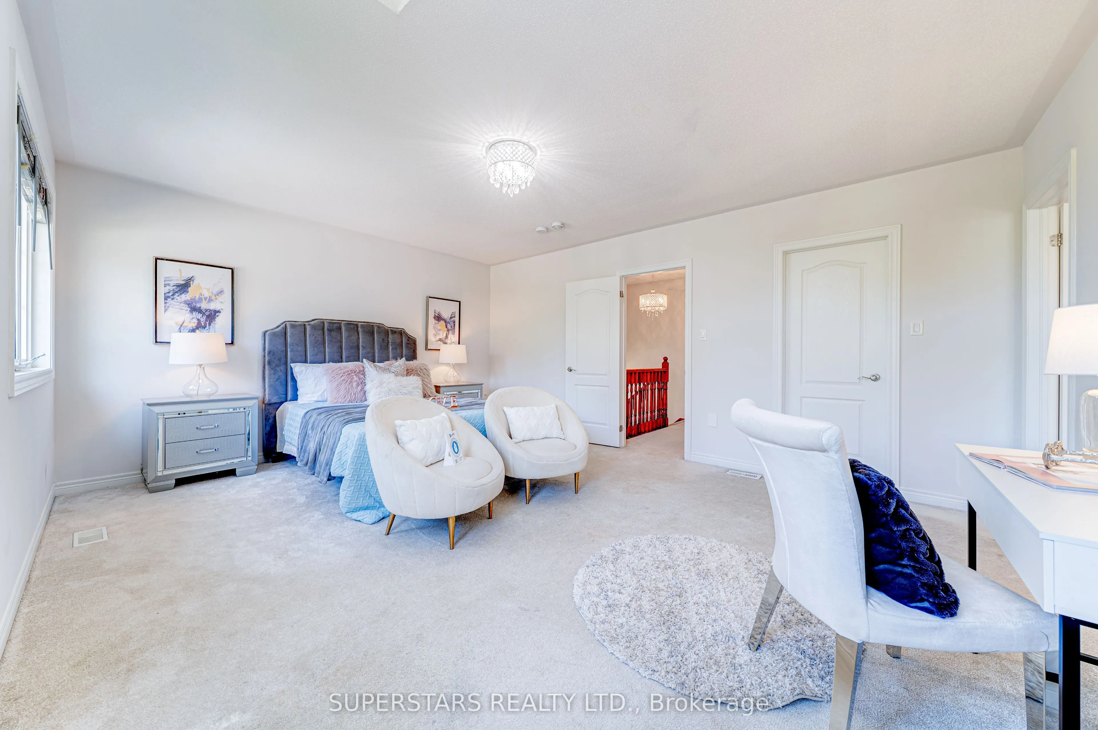 163 Pleasant Boulevard