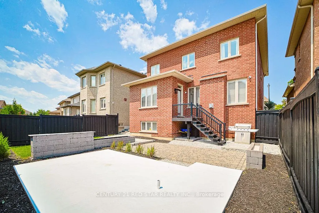 35 Stanton Avenue