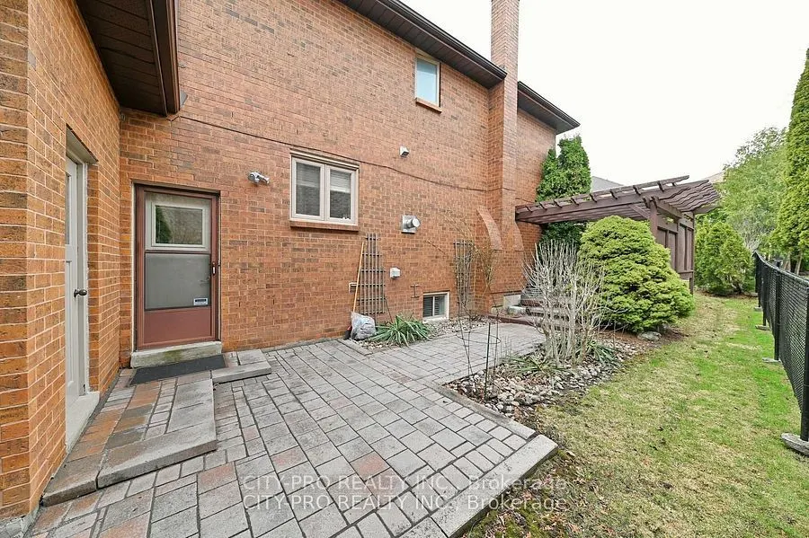 58 Rossmull Crescent