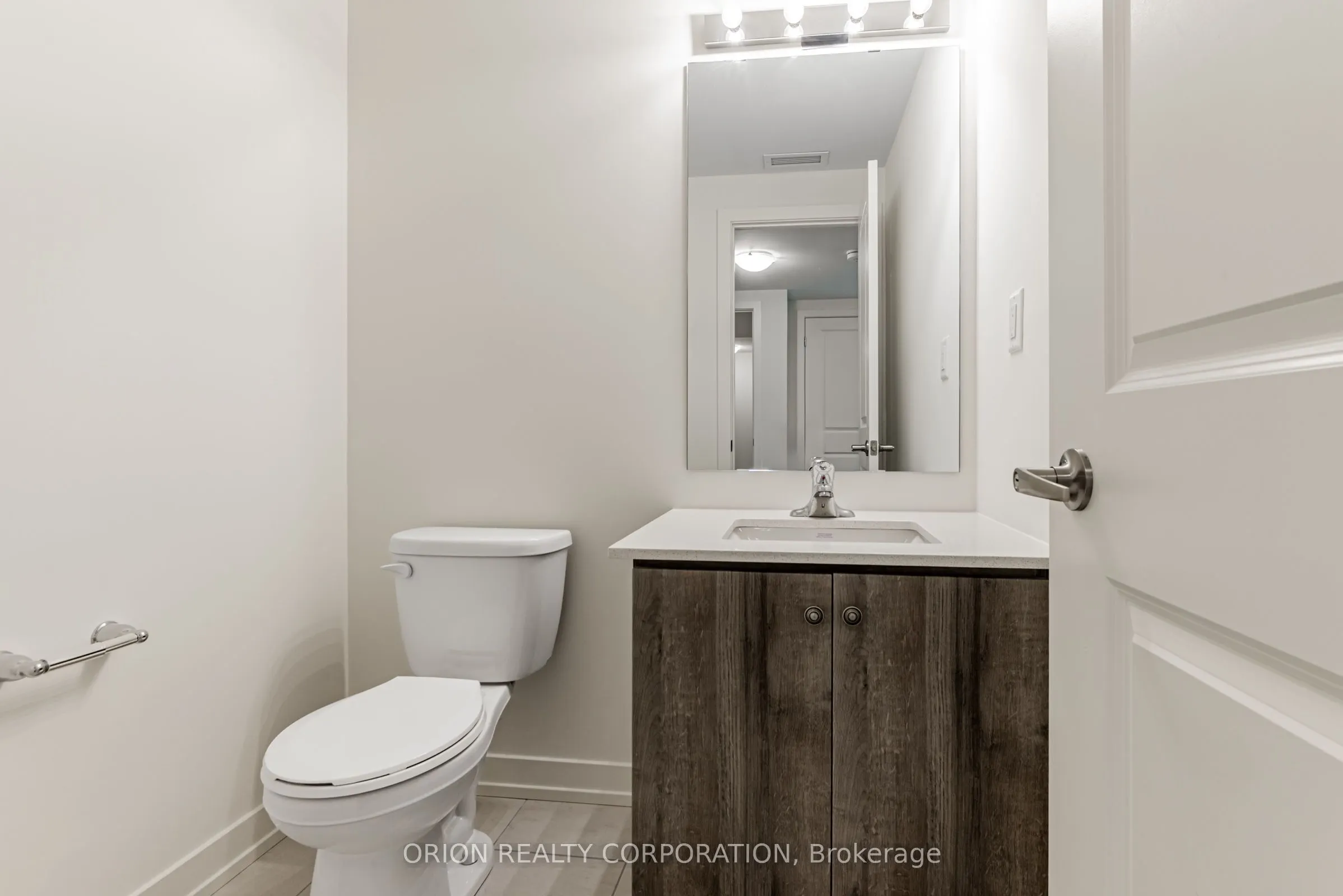 60 Elizabeth Street S, #3408