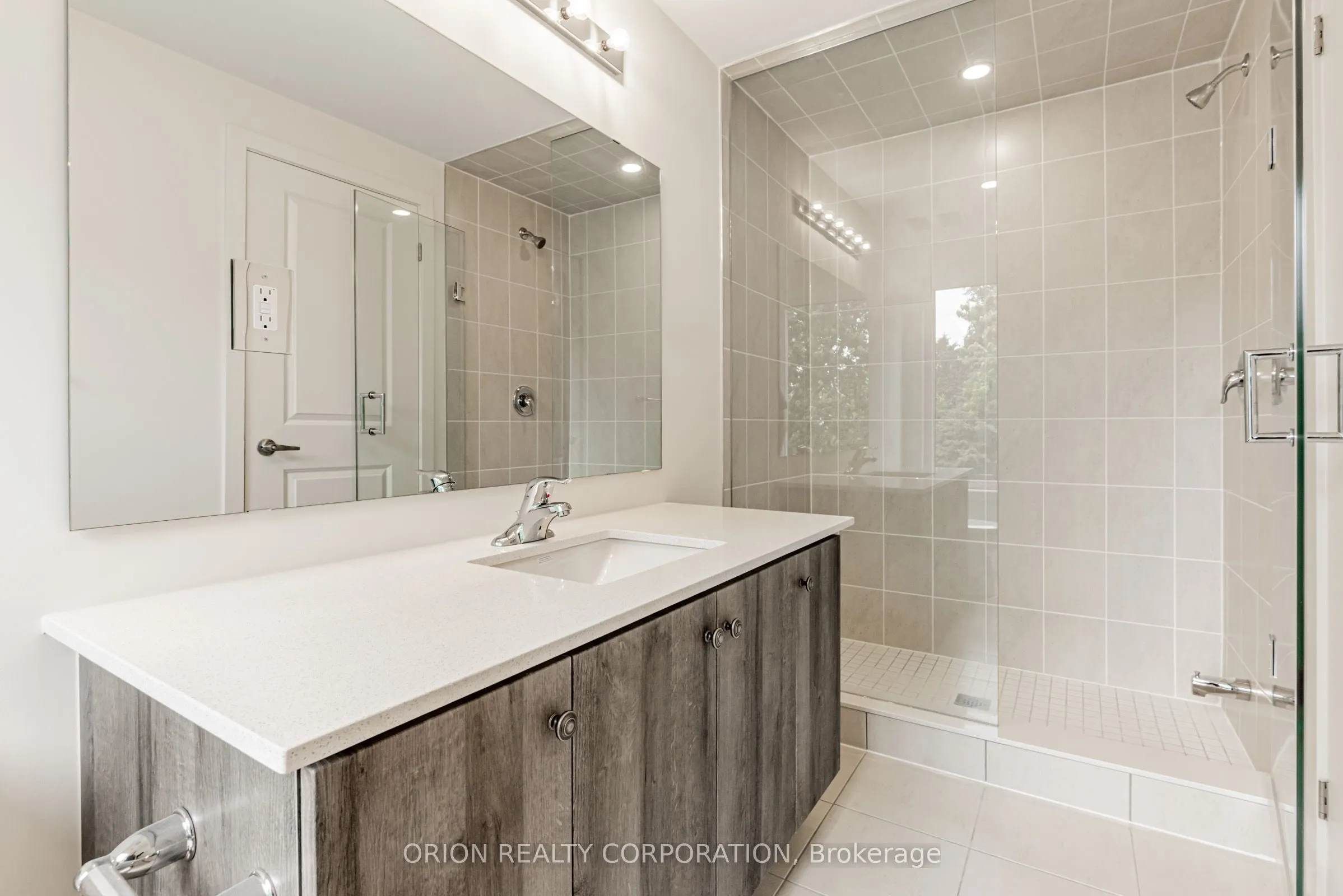 60 Elizabeth Street S, #3408