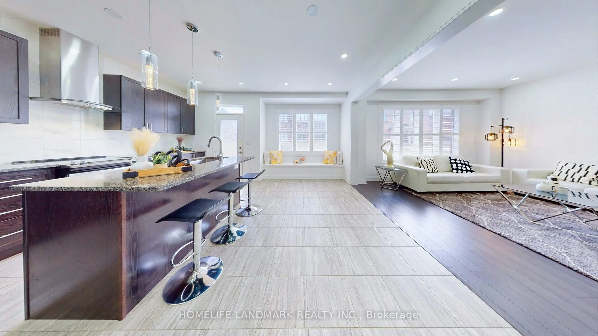 51 Crimson King Way