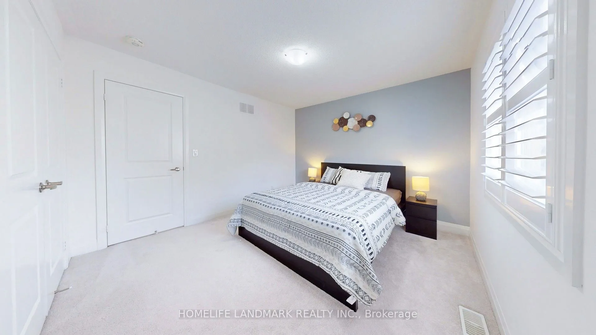 51 Crimson King Way