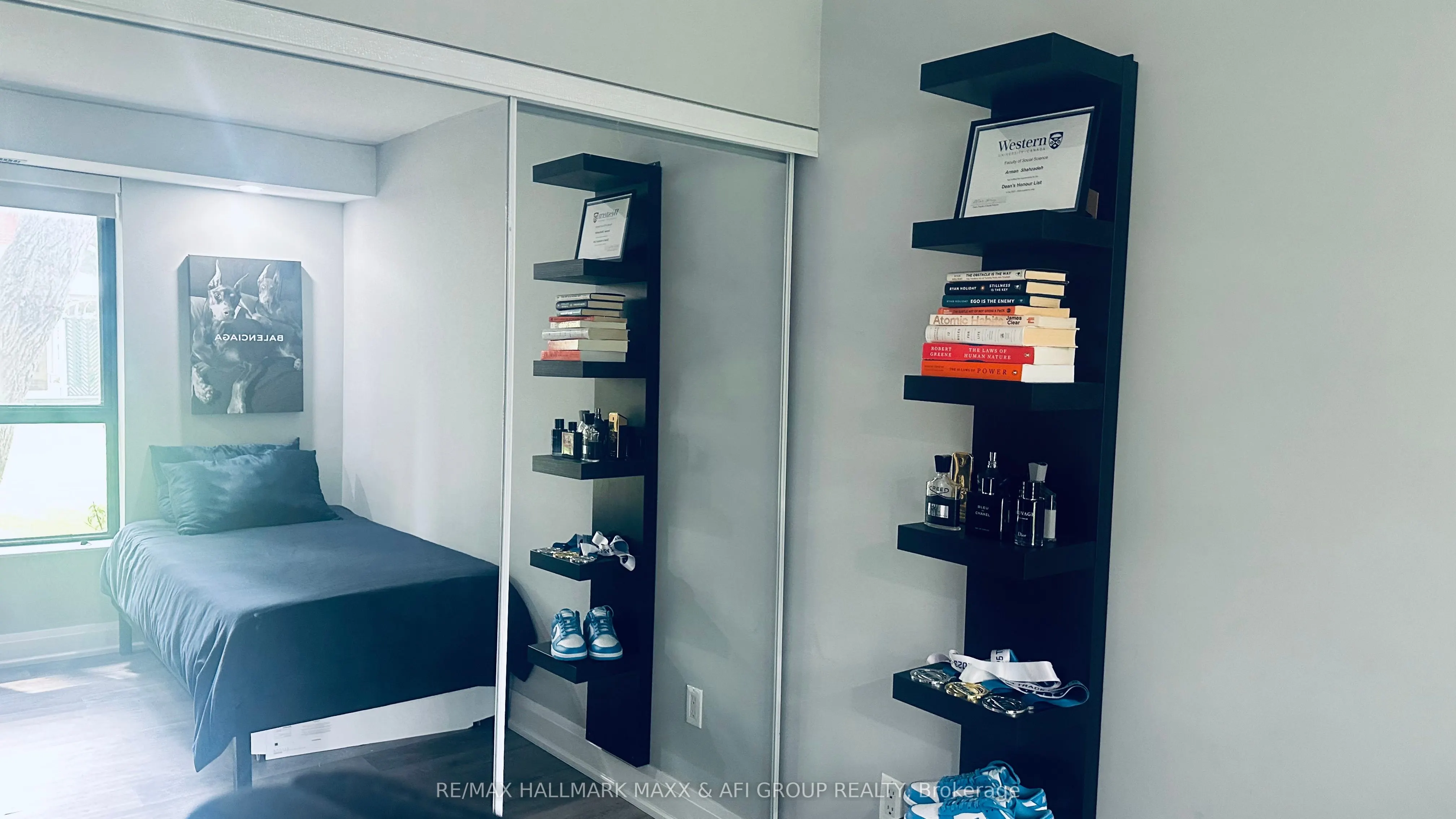 15390 Yonge Street #201
