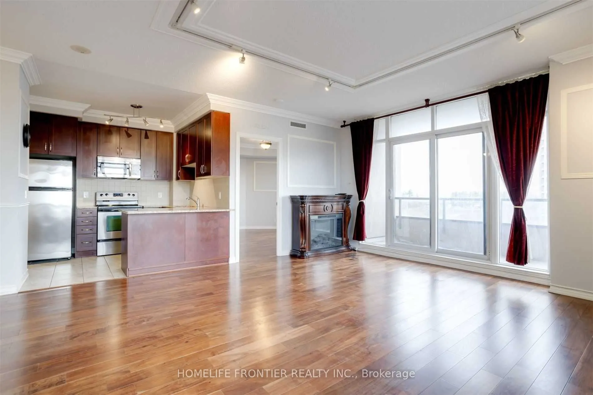 9235 Jane Street, #511
