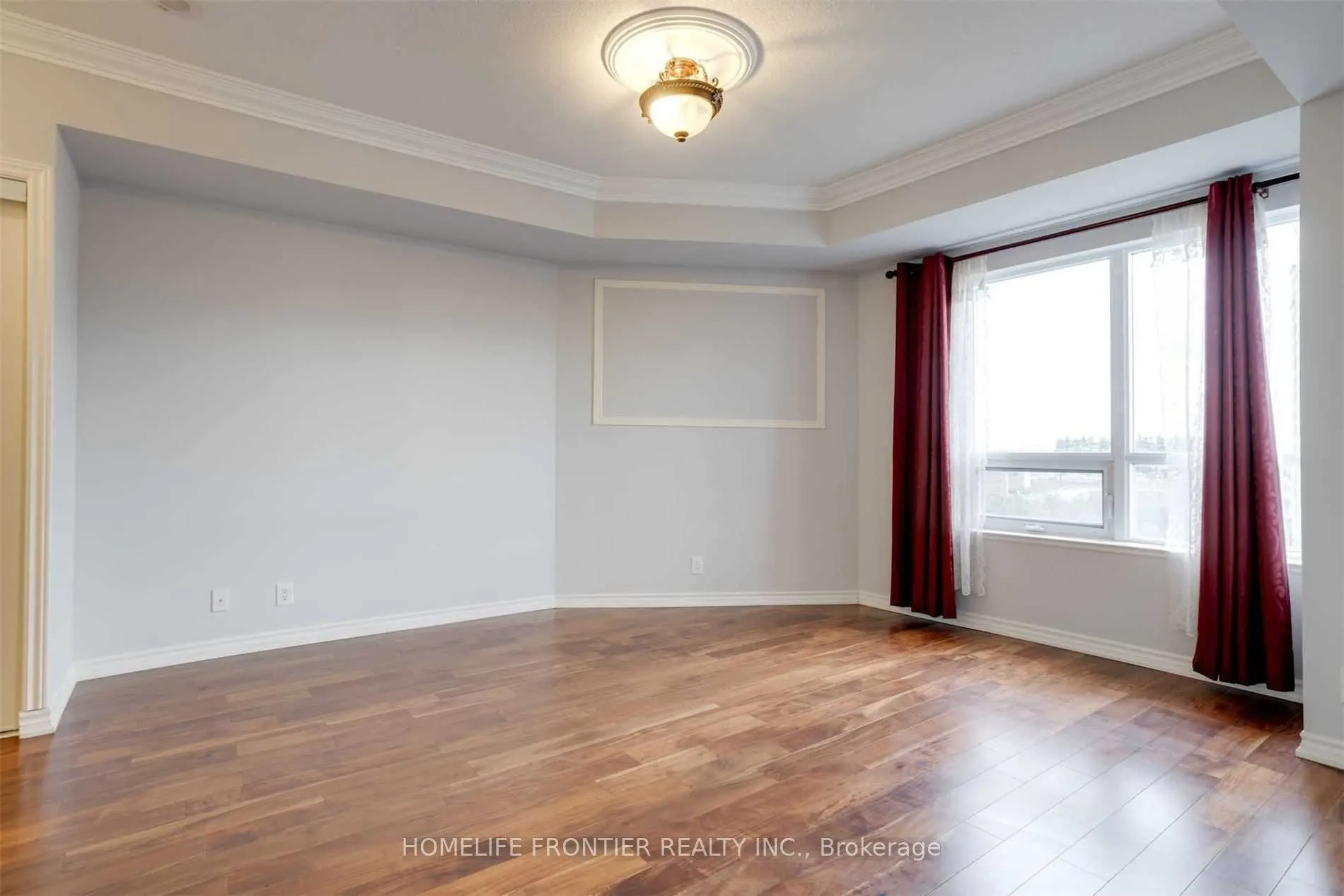 9235 Jane Street, #511
