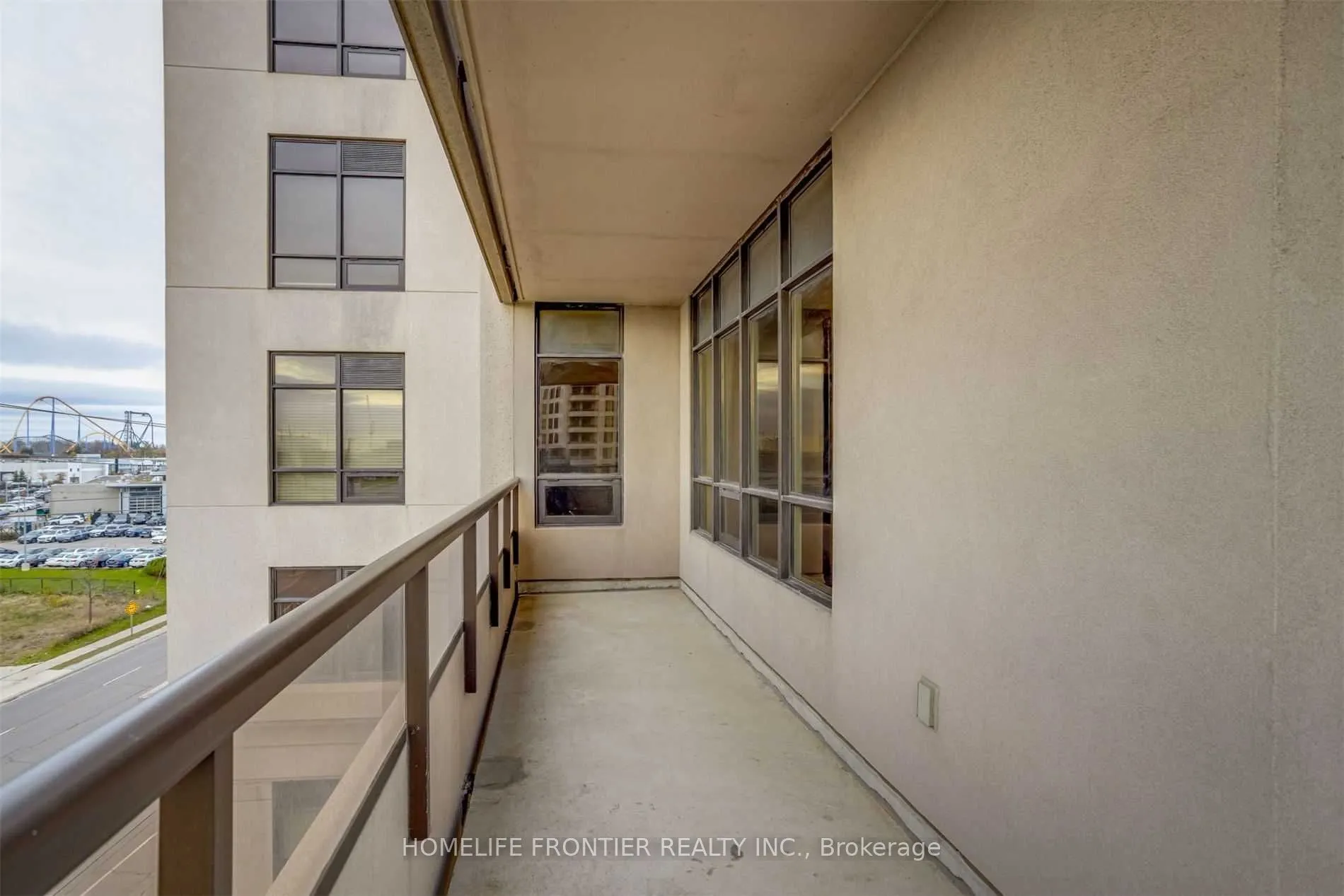 9235 Jane Street, #511