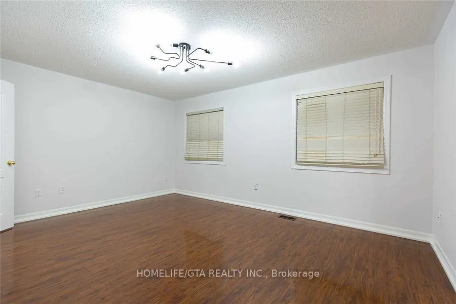23 Richard Daley Drive
