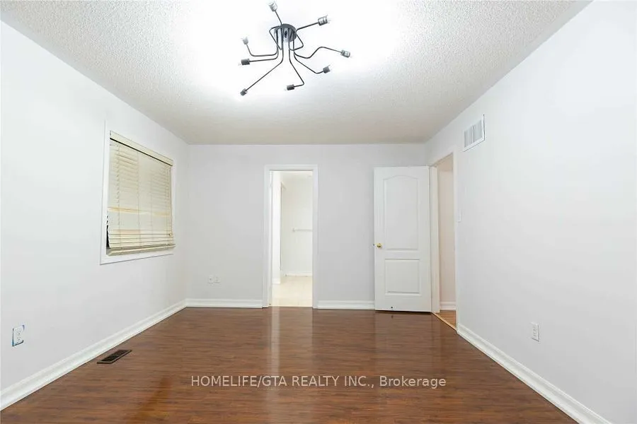 23 Richard Daley Drive