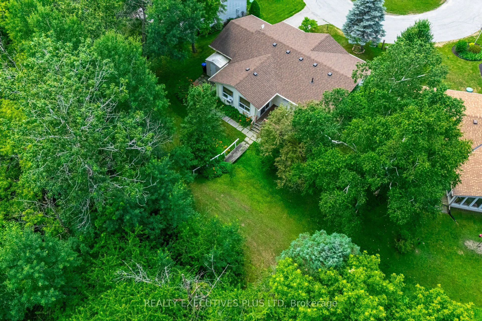 5 Pineview Court