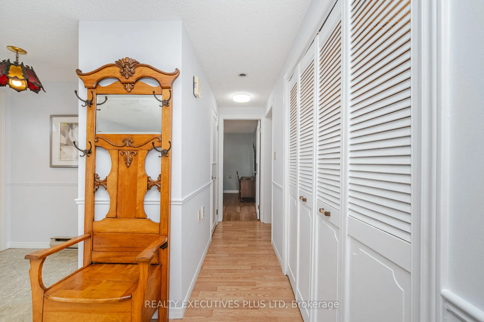 5 Pineview Court