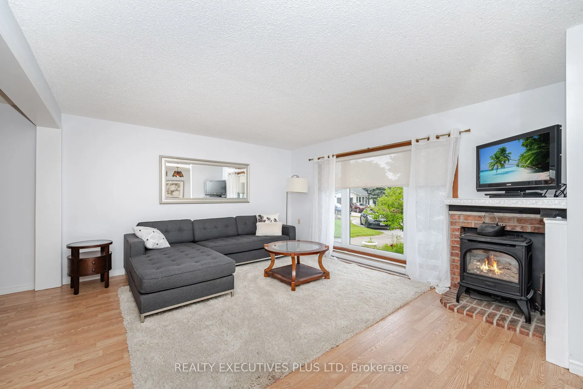 5 Pineview Court