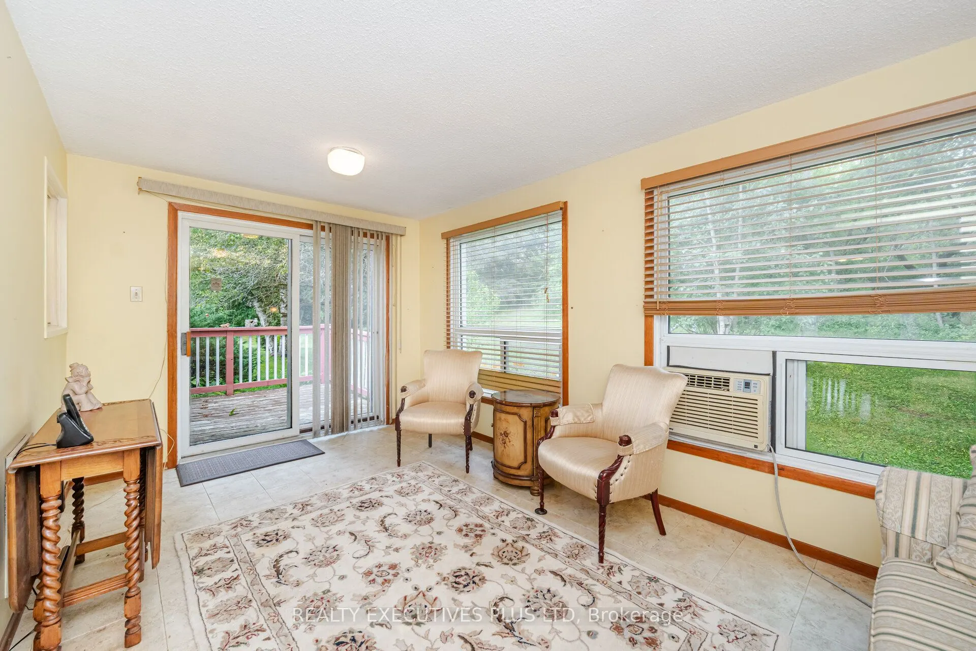 5 Pineview Court