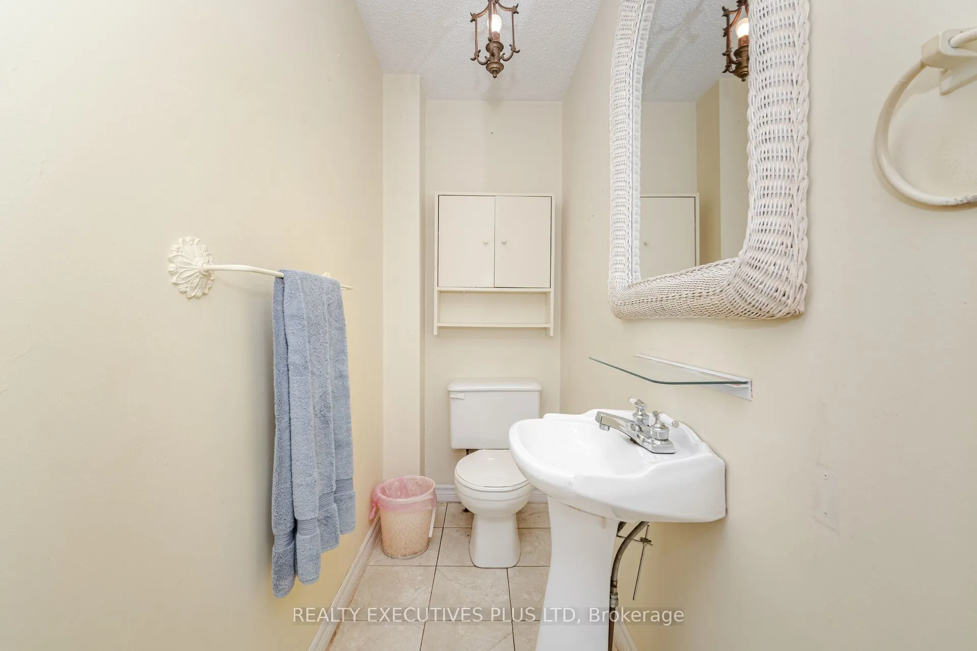 5 Pineview Court