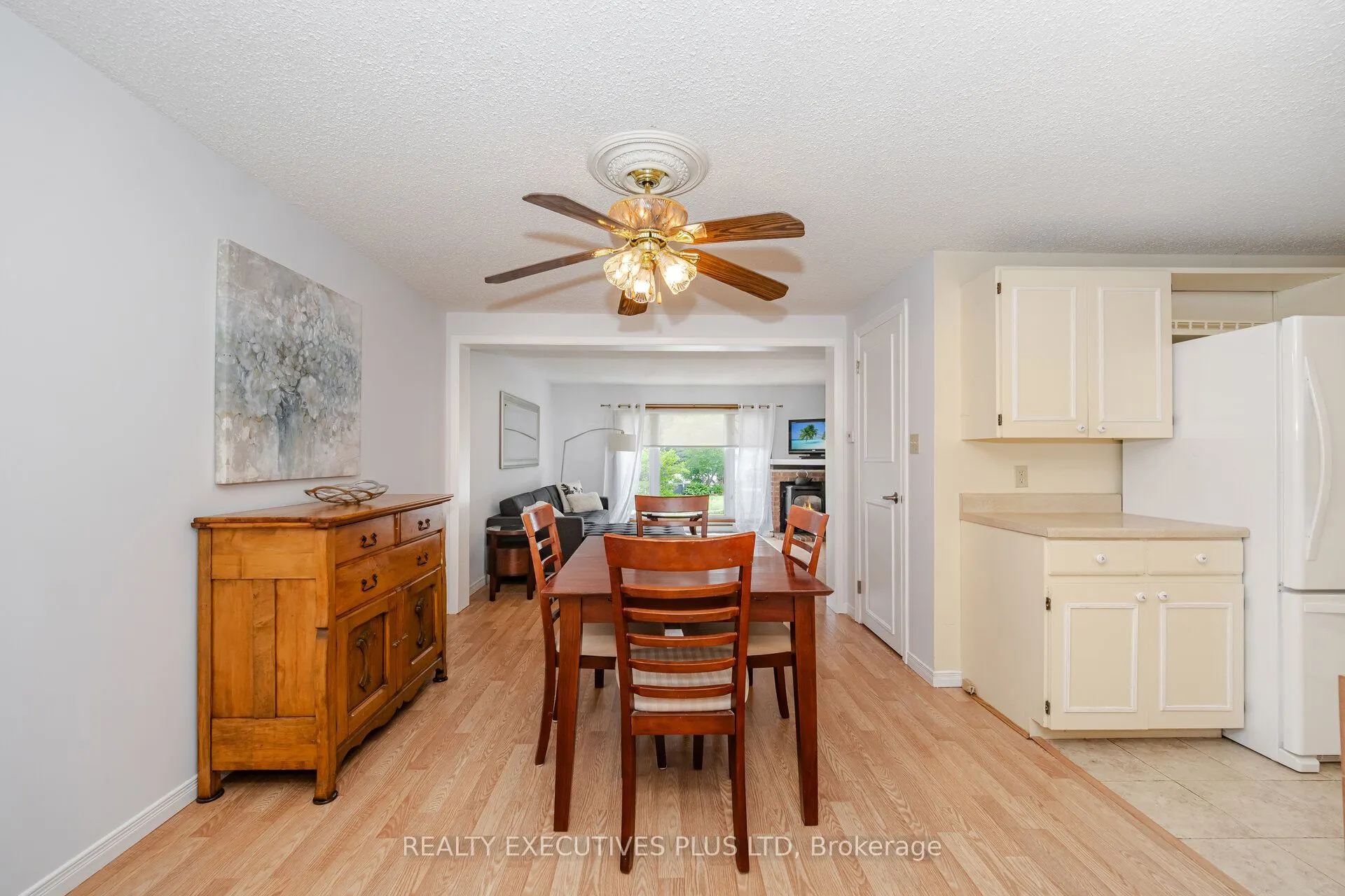 5 Pineview Court