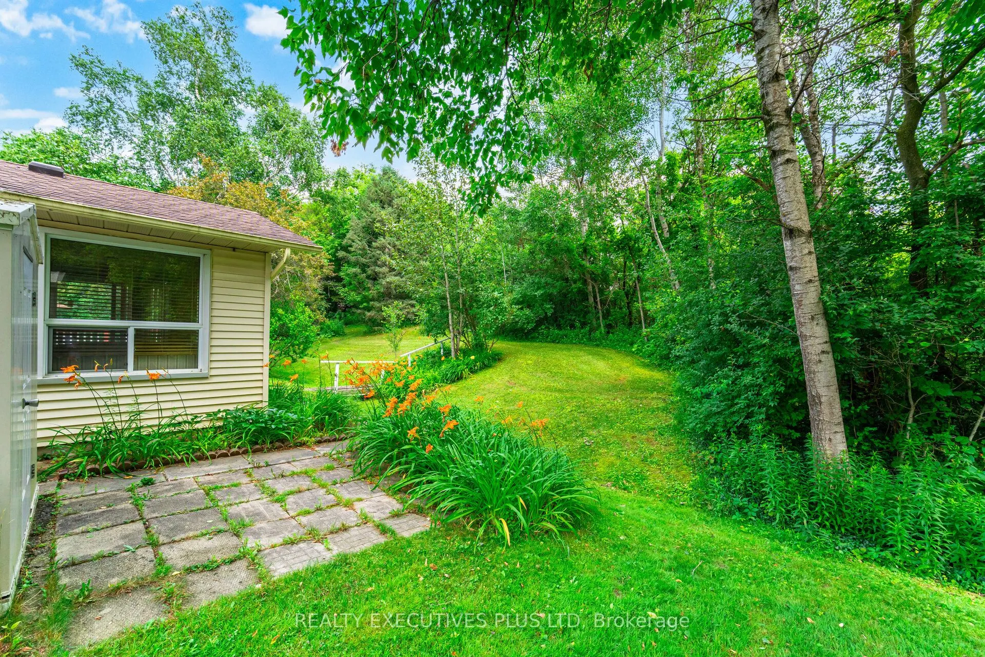 5 Pineview Court