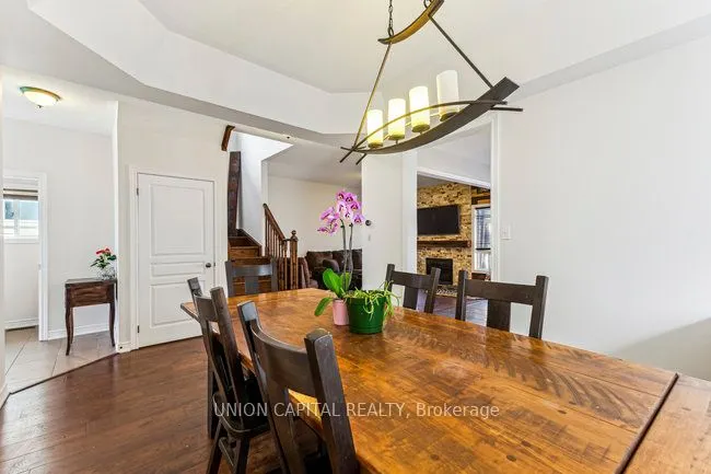 10 Bud Leggett Crescent