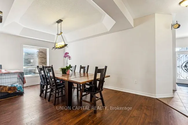 10 Bud Leggett Crescent