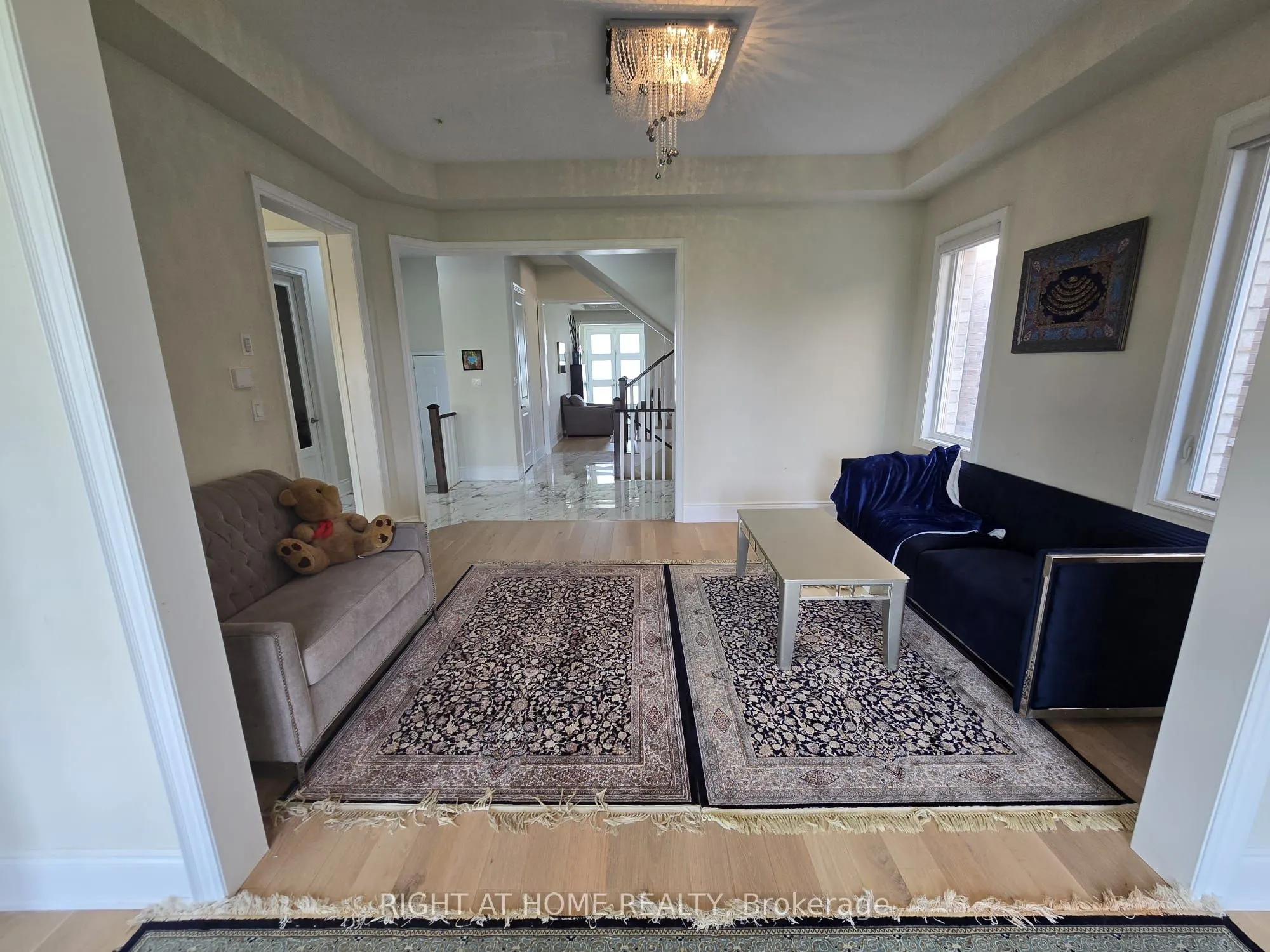 326 Boundary Boulevard, #Main Level