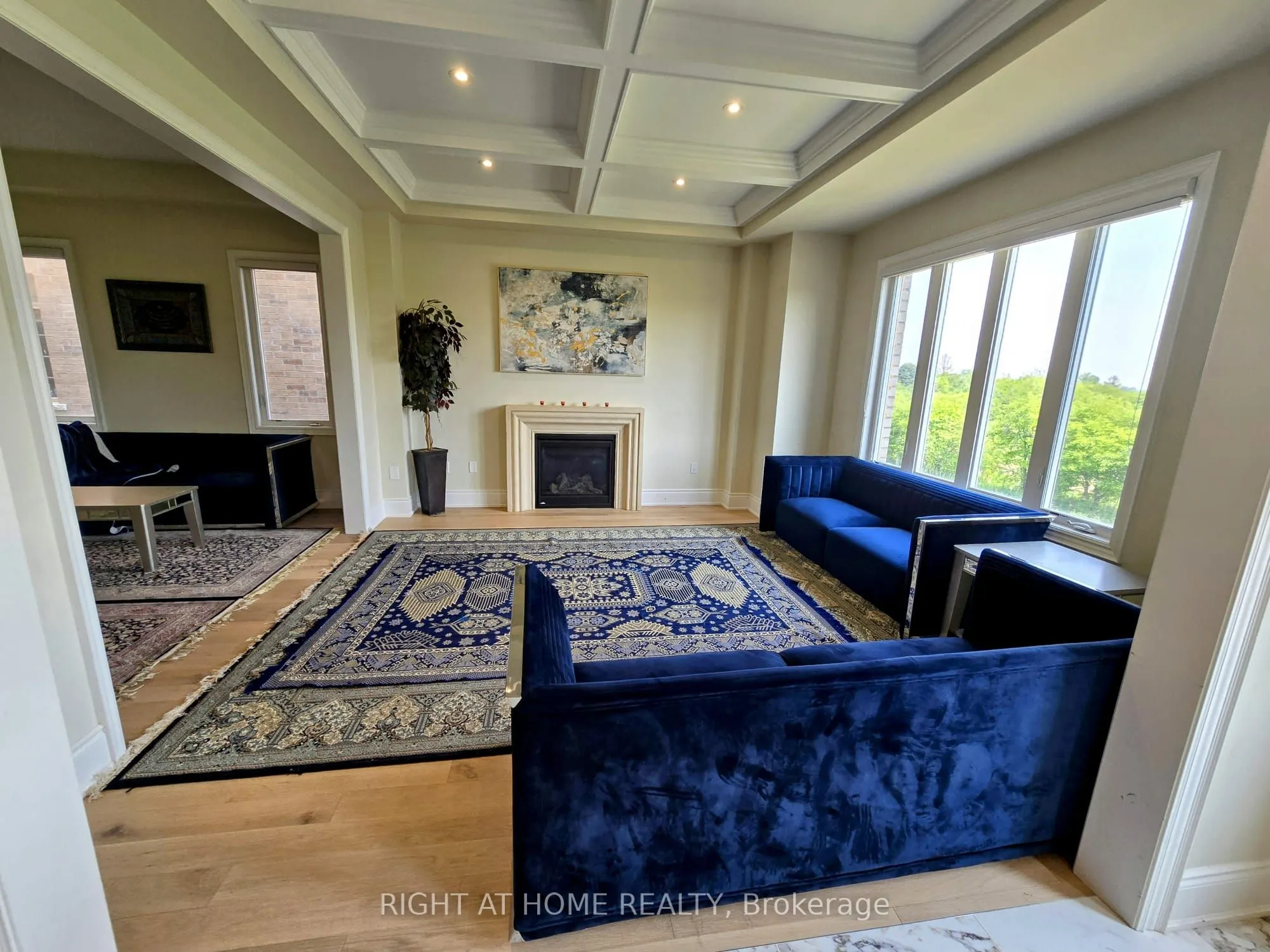 326 Boundary Boulevard, #Main Level