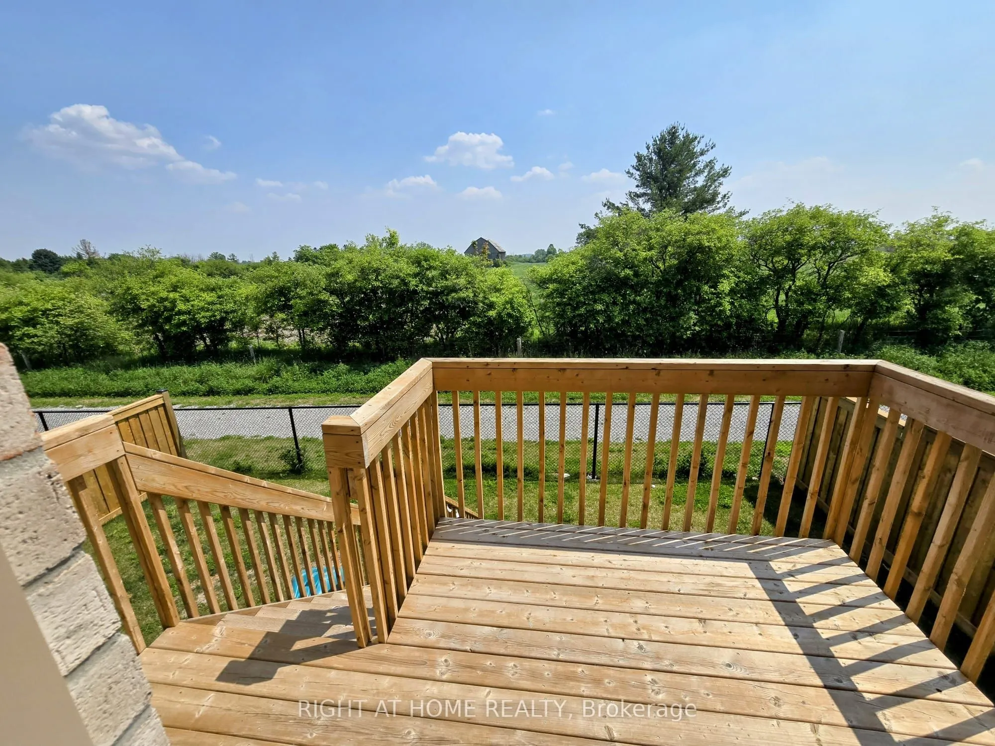 326 Boundary Boulevard, #Main Level