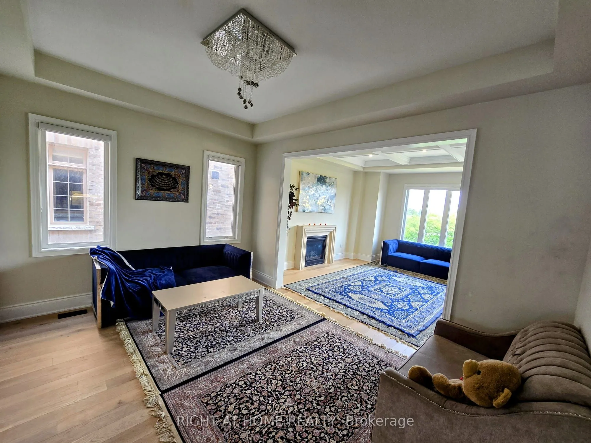 326 Boundary Boulevard, #Main Level