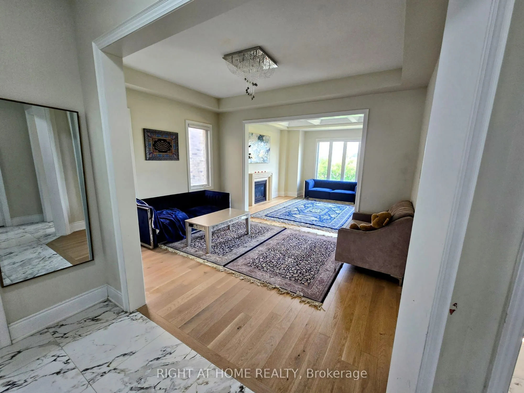 326 Boundary Boulevard, #Main Level