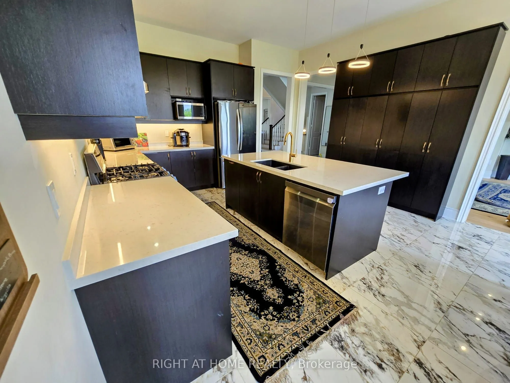 326 Boundary Boulevard, #Main Level
