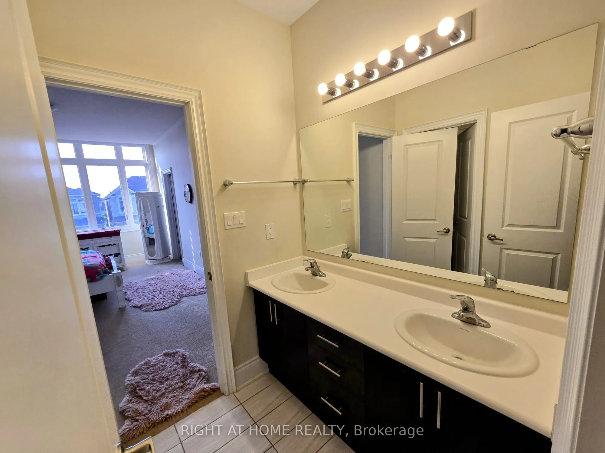 326 Boundary Boulevard, #Main Level
