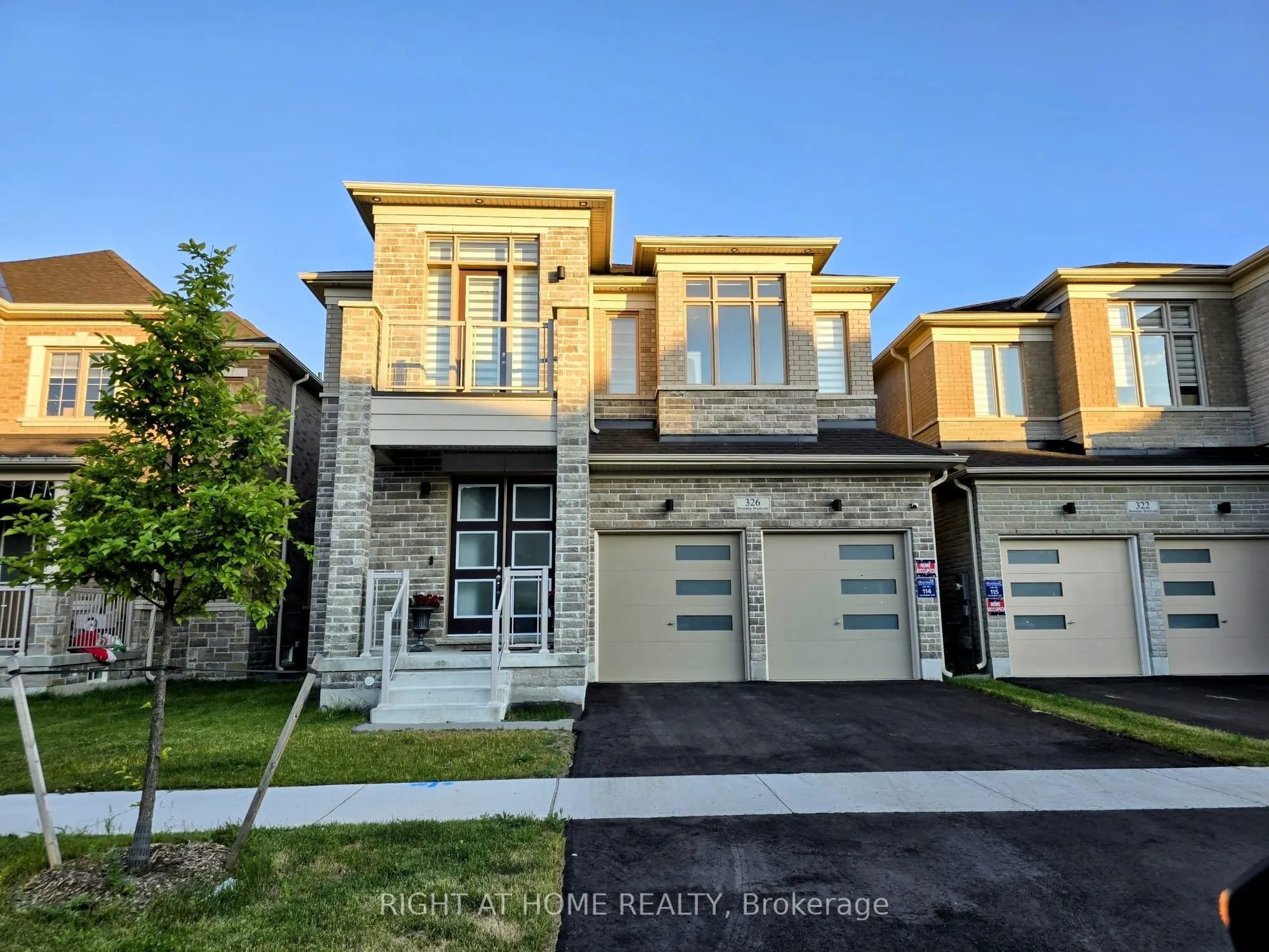 326 Boundary Boulevard, #Main Level