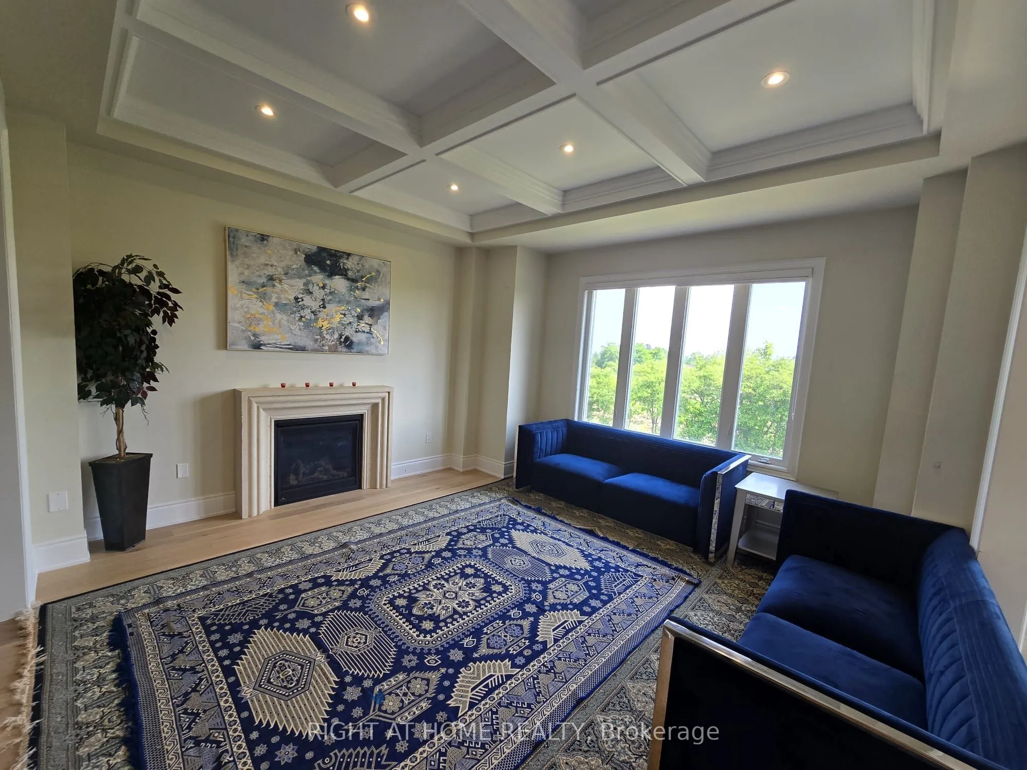 326 Boundary Boulevard, #Main Level