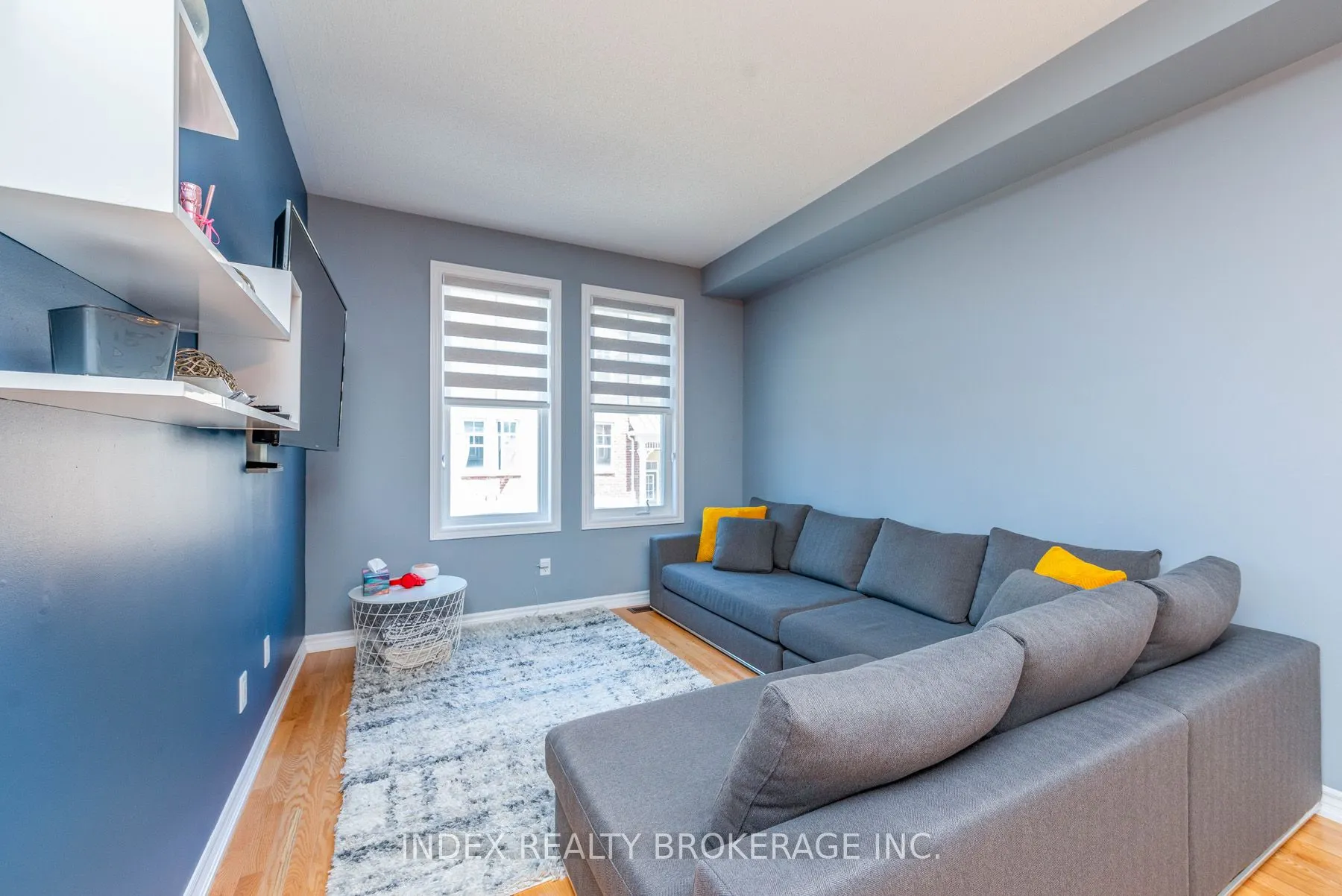10 Porter Avenue, #26