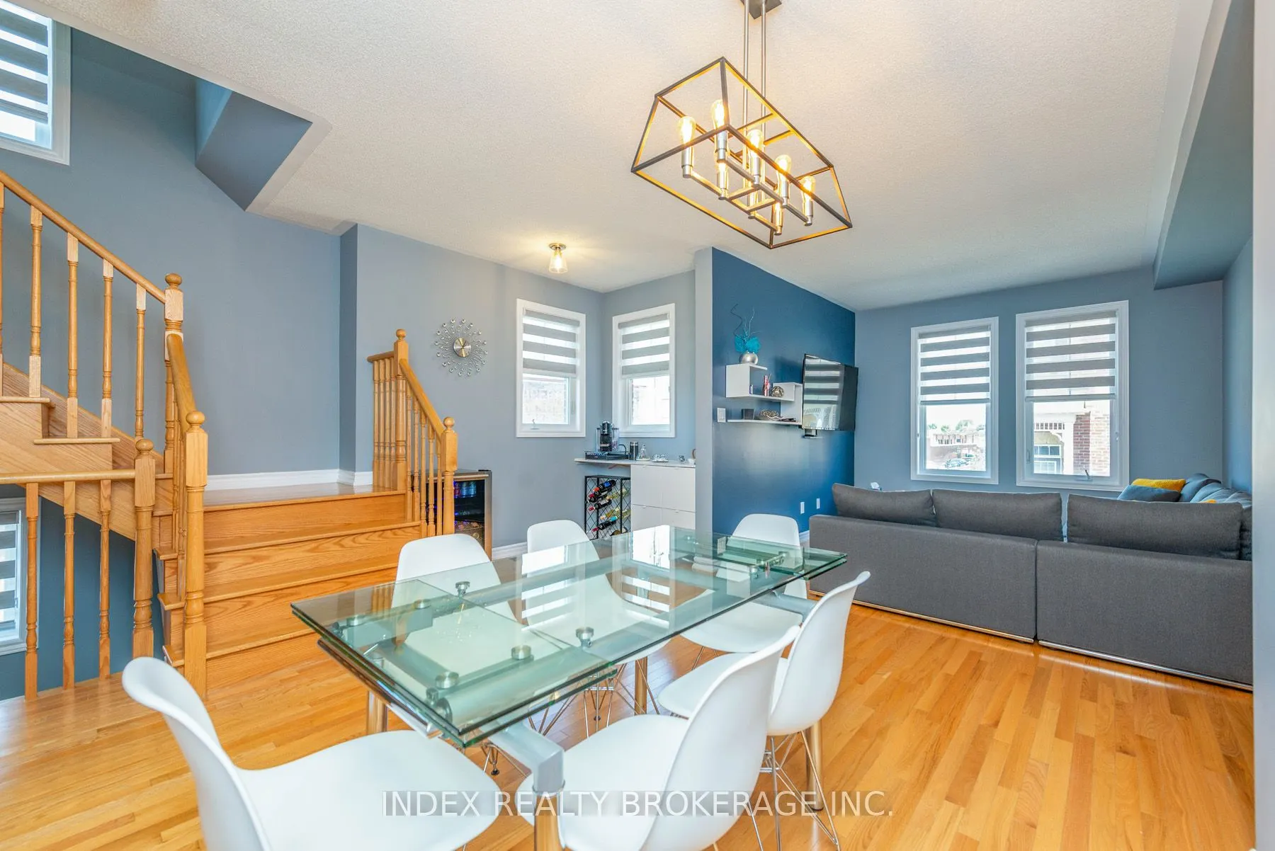 10 Porter Avenue, #26